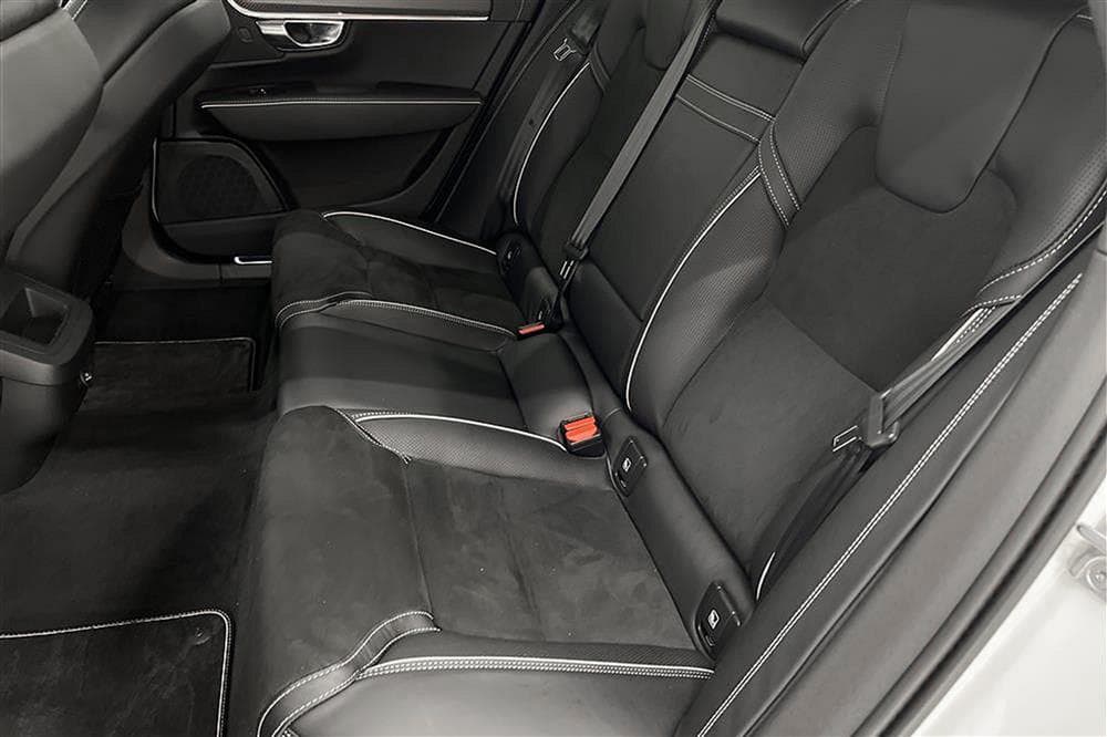Volvo S90 T5 250hk R-Design B-Kamera B-Värm VOC Navi Blisinteriör