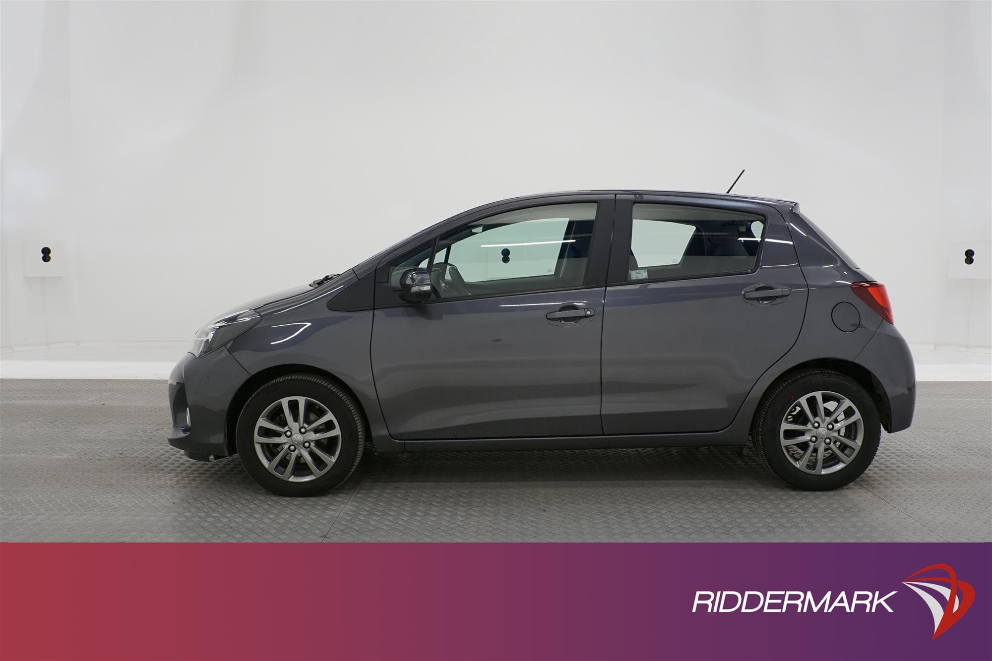 Toyota Yaris 1.33 99hk