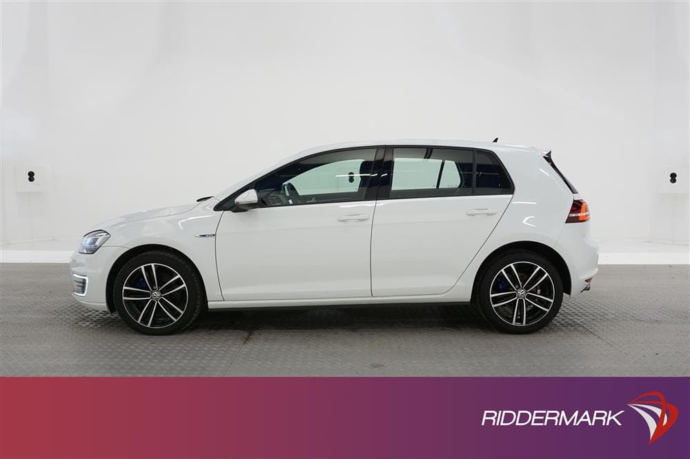 Volkswagen Golf GTE 204hk