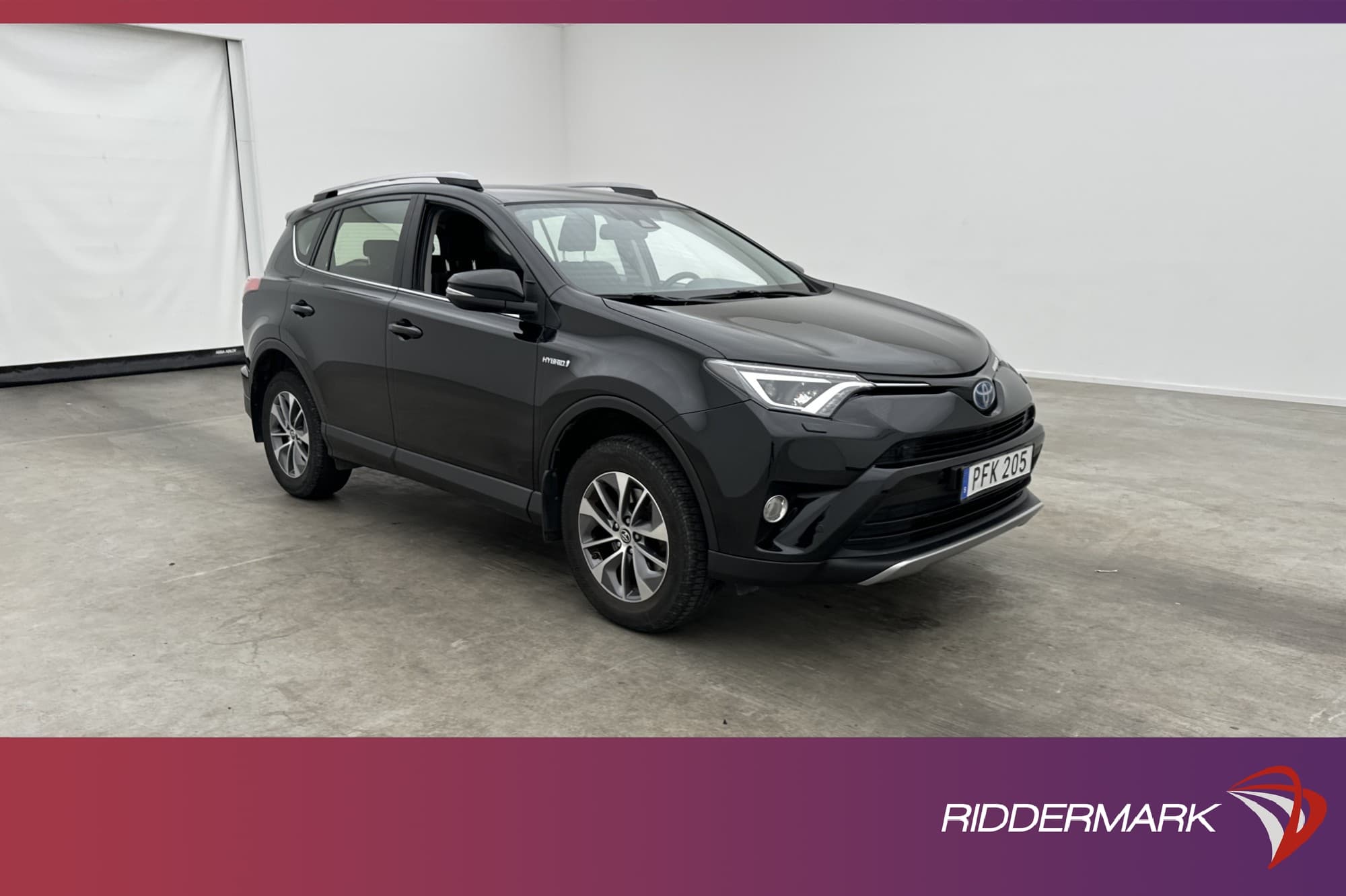 Toyota RAV4 Hybrid AWD 197hk