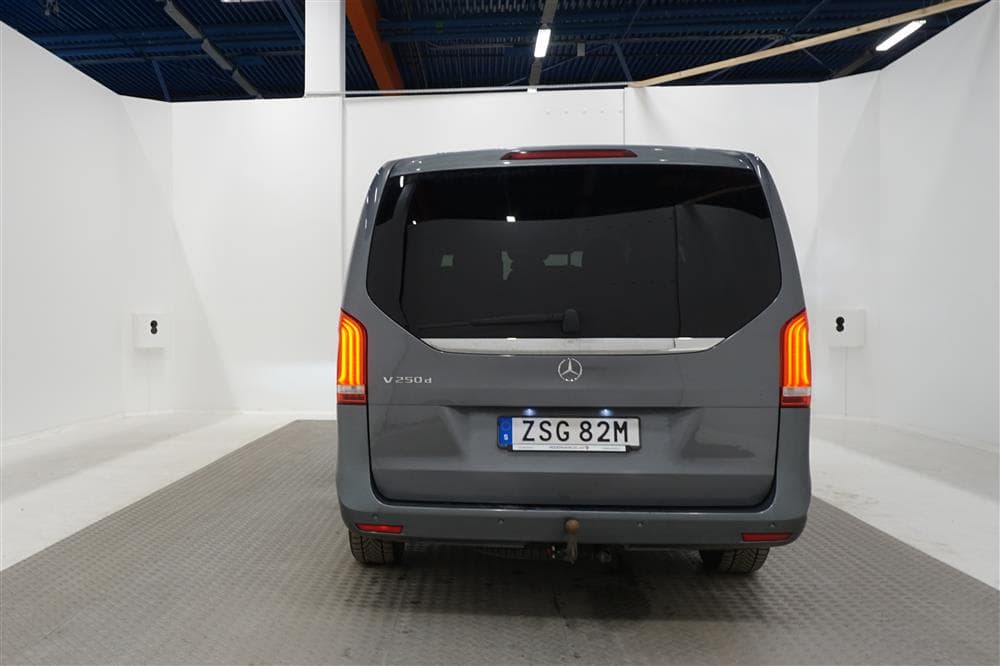 Mercedes-Benz V250 Avantgarde Automat X-Lång Värmare Moms 