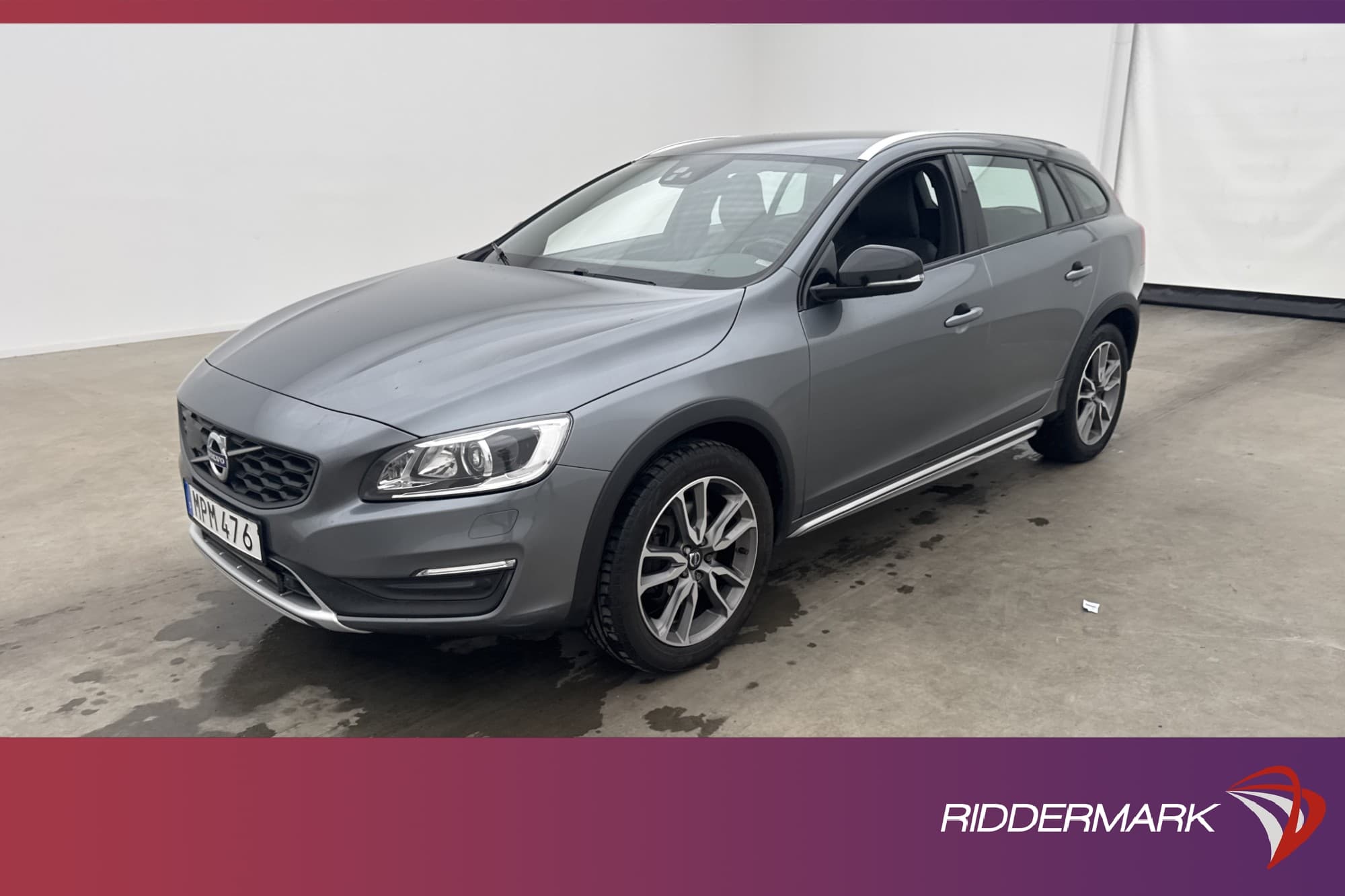 Volvo V60 Cross Country D4