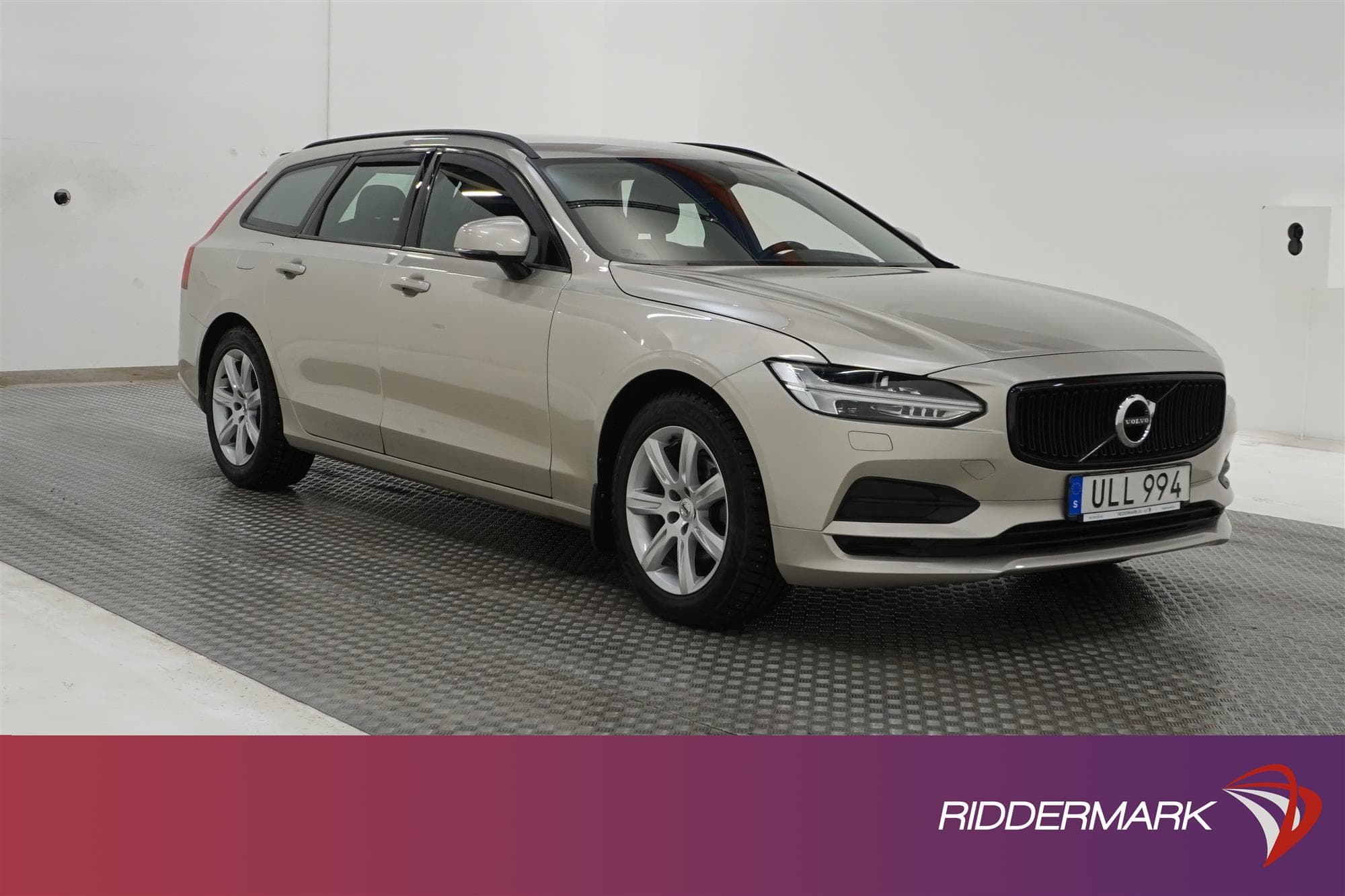 Volvo V90 D4 190hk
