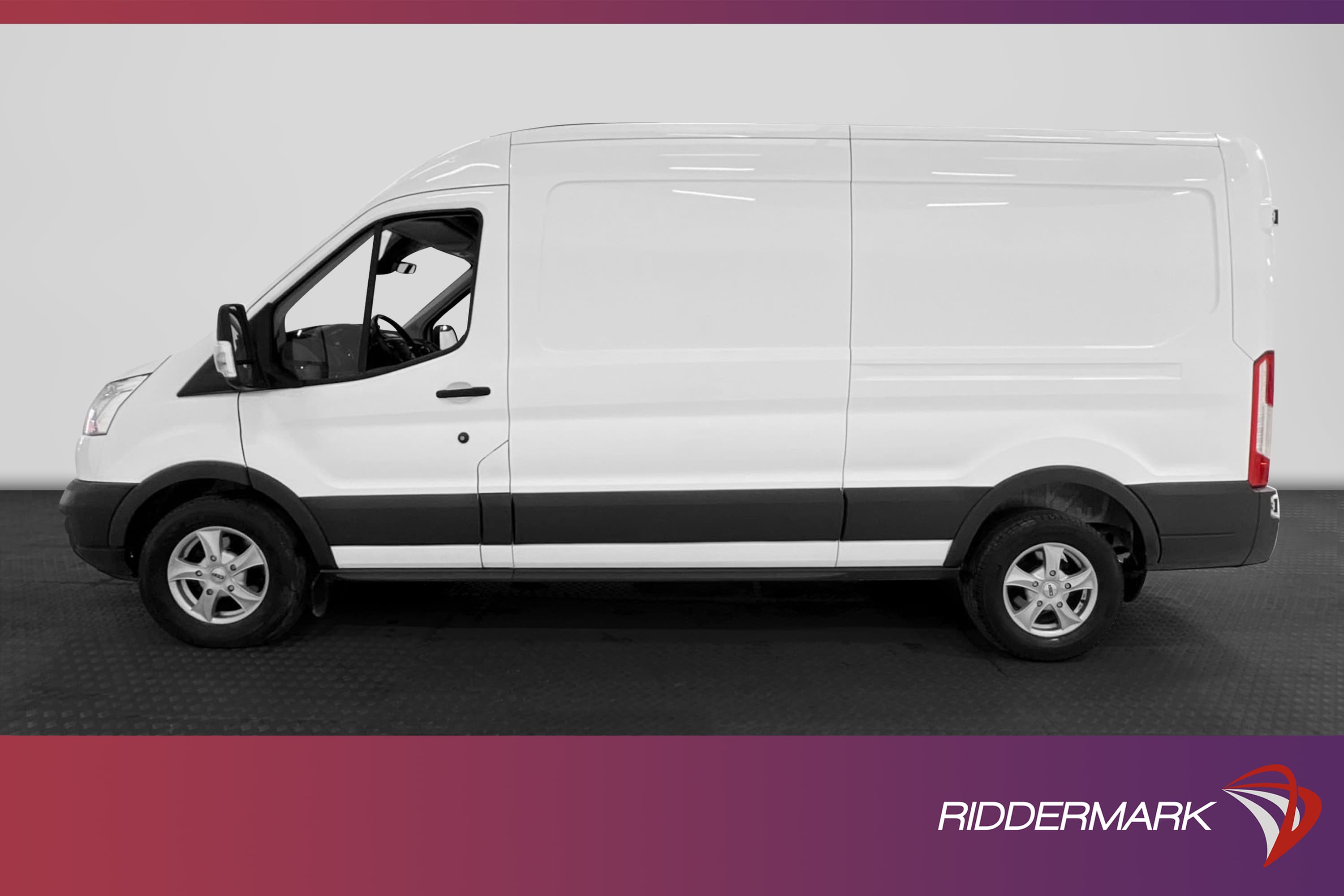 Ford Transit 350 L3H2 2.0 170hk Värmare Drag B-Kamera Moms