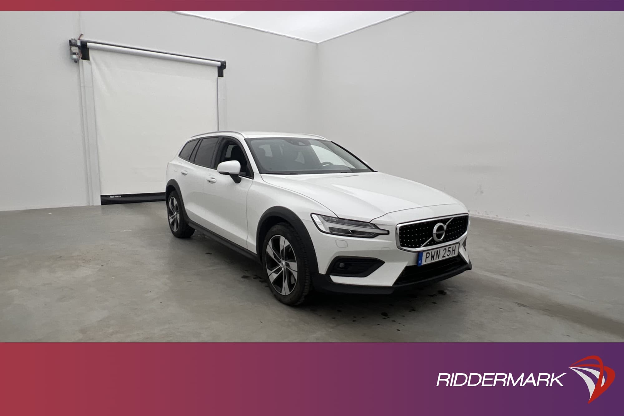 Volvo V60 Cross Country D4 AWD