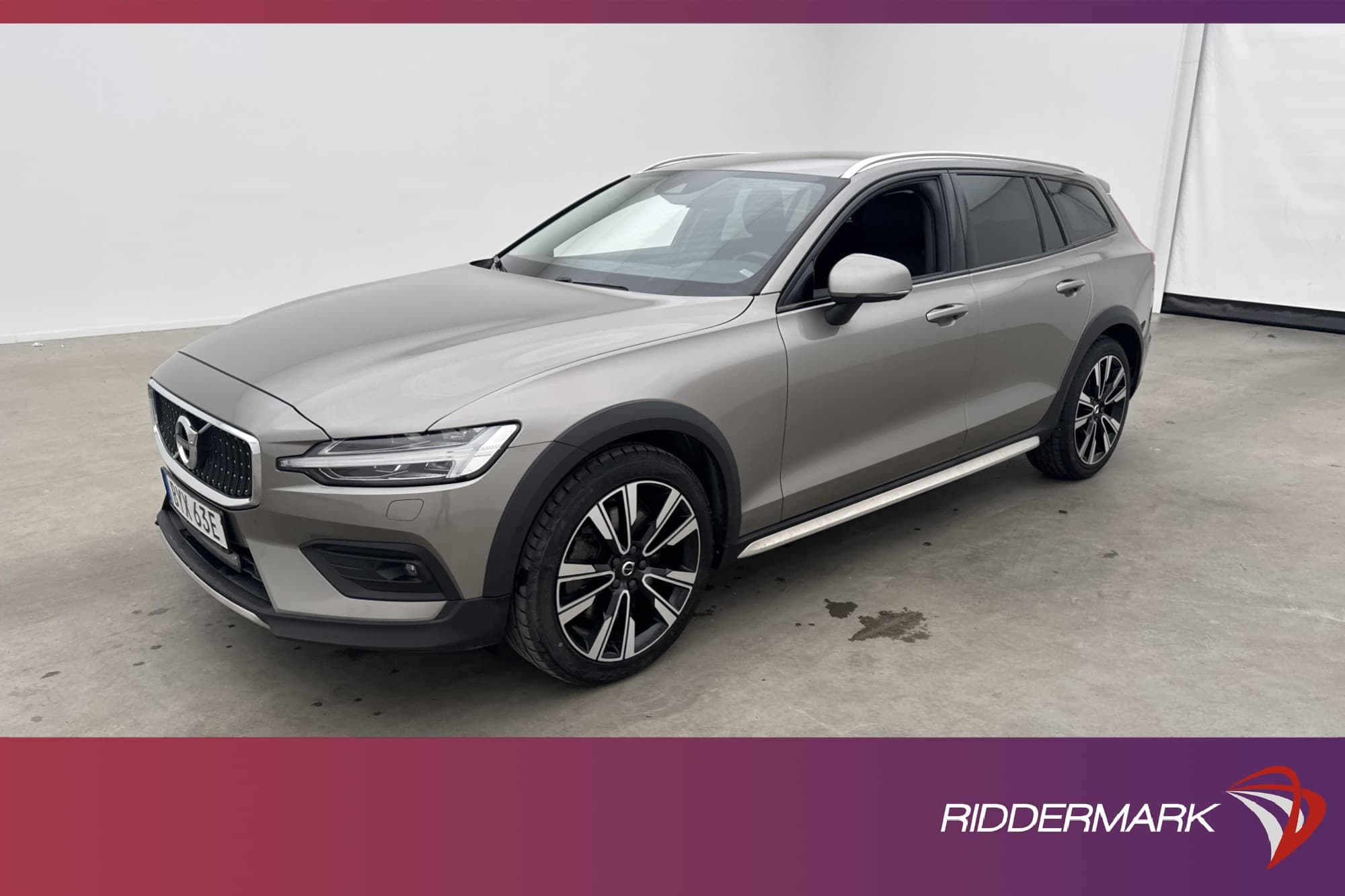 Volvo V60 Cross Country B4 AWD