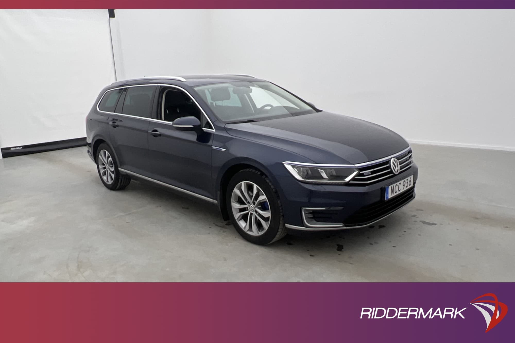 Volkswagen Passat GTE 218hk