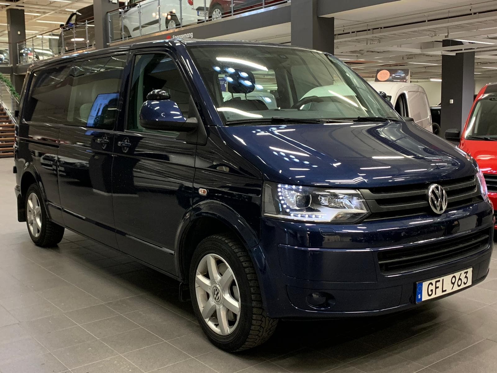 Volkswagen Transporter Kombi 2.0TDI Automat 4Motion Värmare