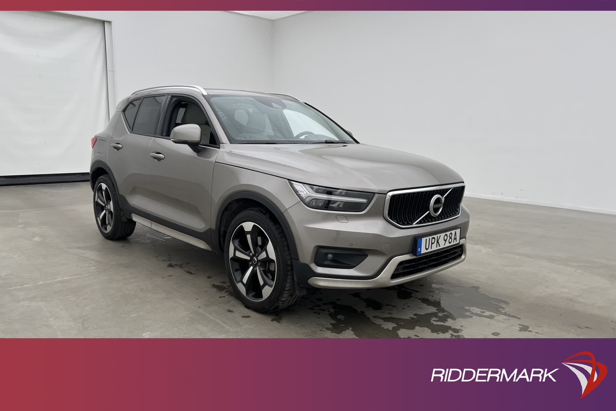 Volvo XC40 B4 197hk Advanced Pano H/K Värm Skinn Kamera Drag
