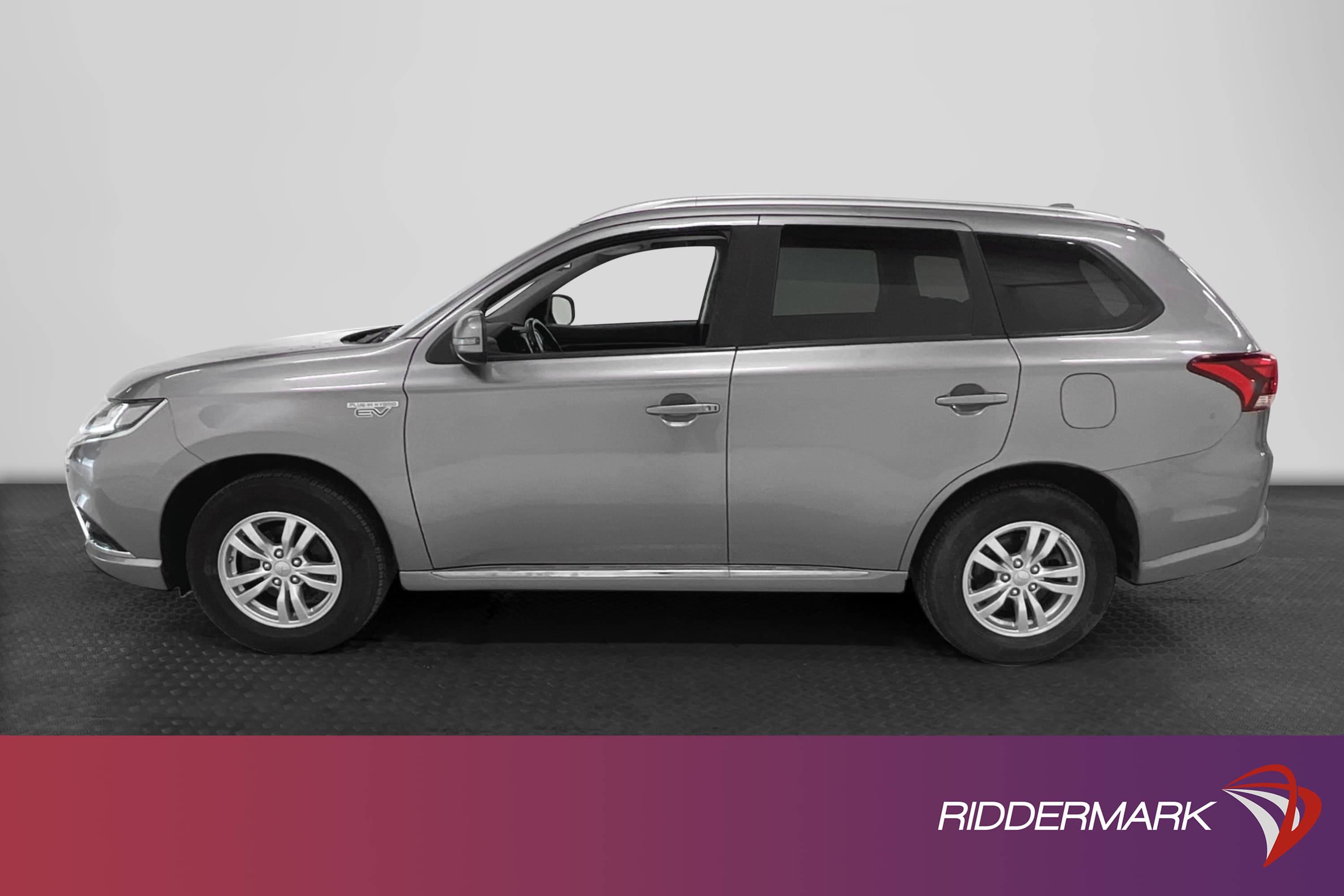 Mitsubishi Outlander PHEV 4WD 203hk