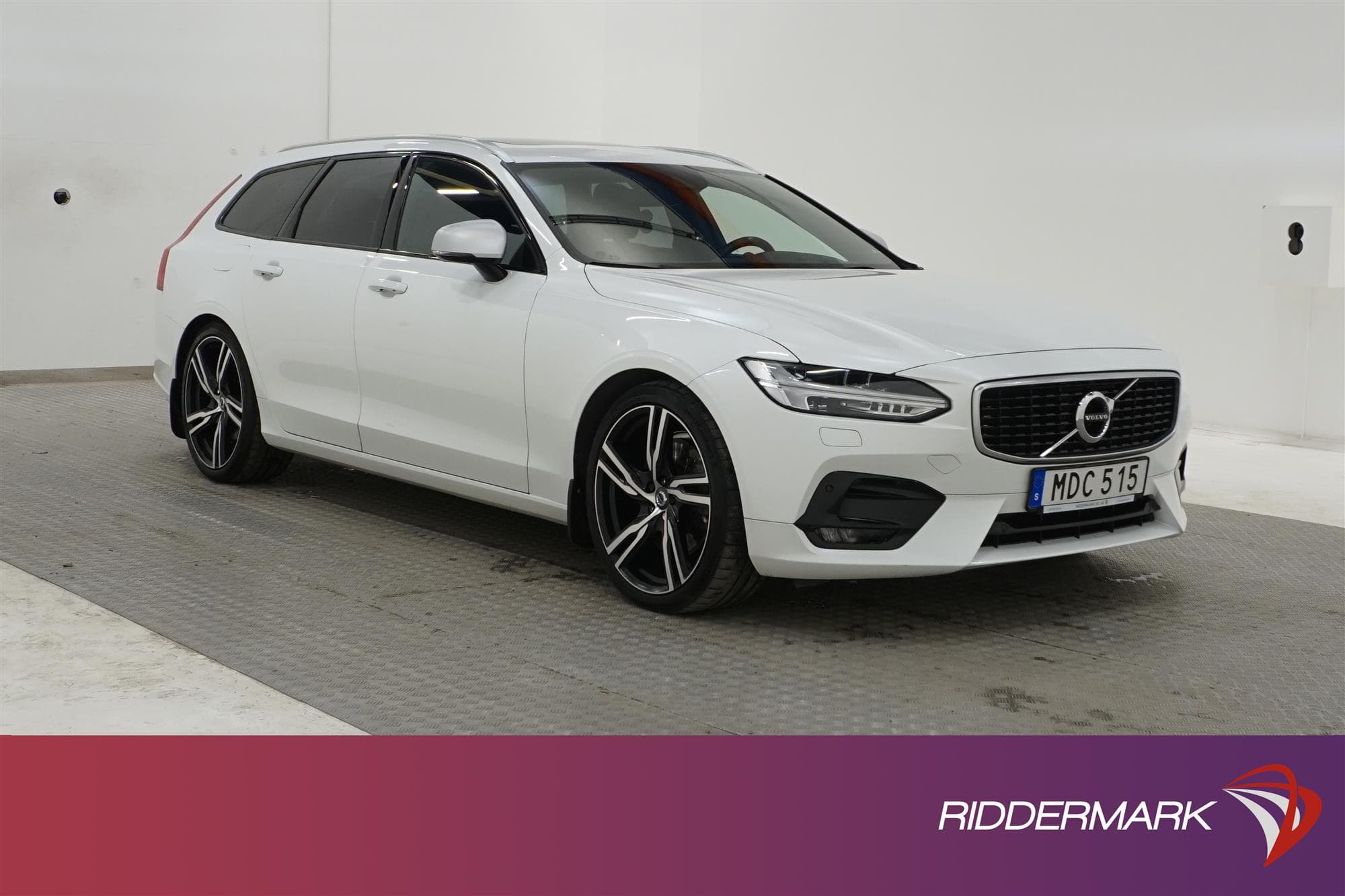 Volvo V90 D5 235hk AWD