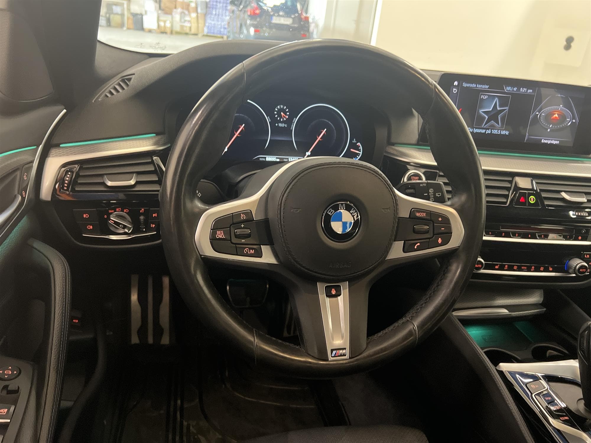 BMW 520d xDrive 190hk M Sport 1 Bruk MOMS Navi Drag D-Värm