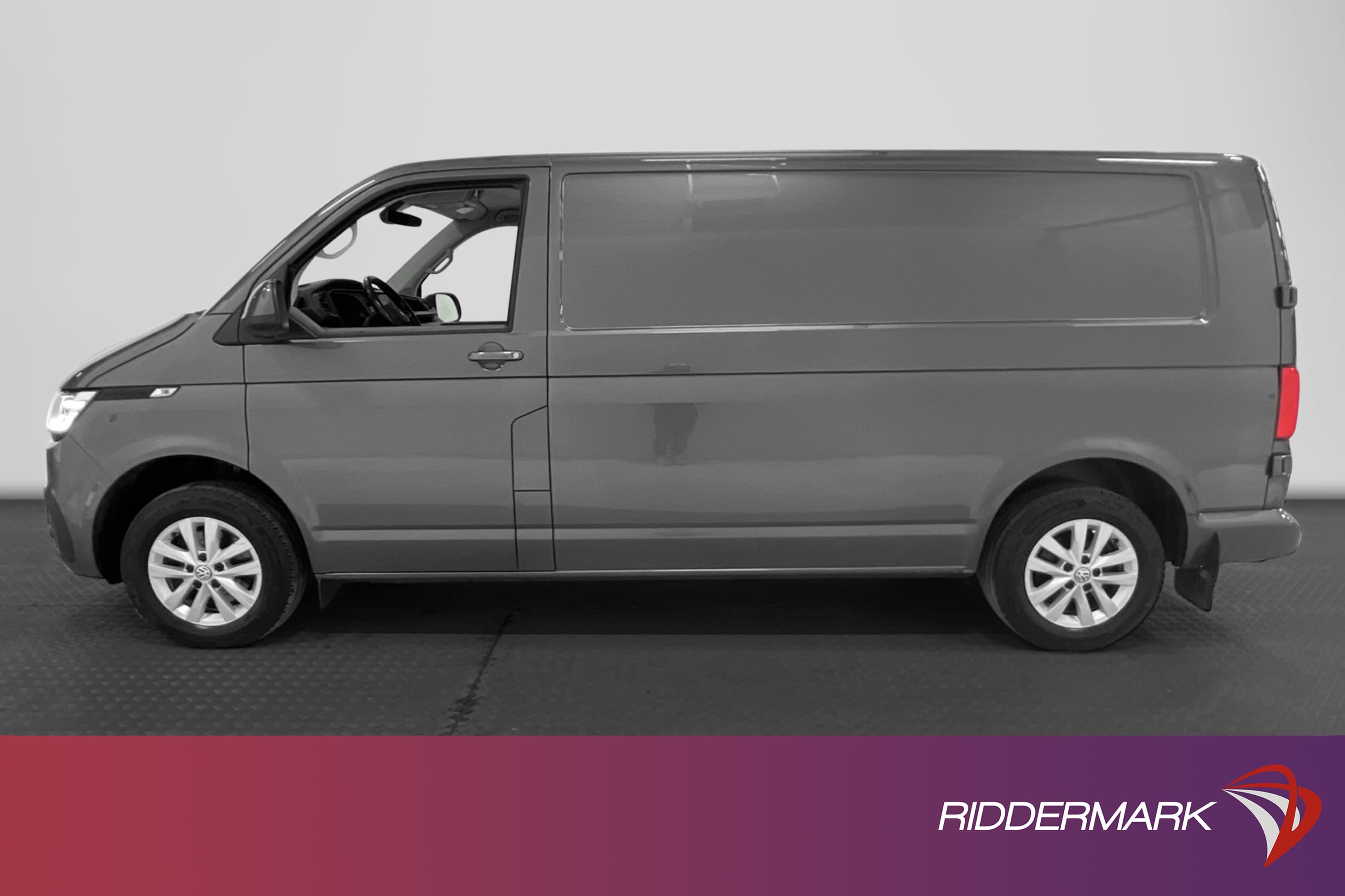 Volkswagen Transporter L2 2.0 4Motion DSG Diff Värmare Moms