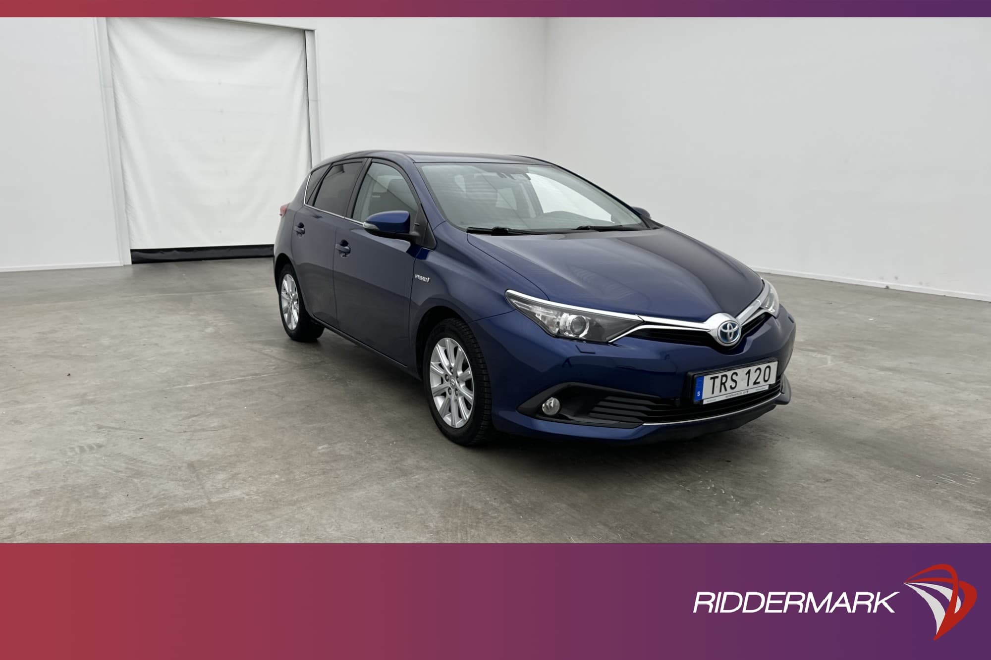 Toyota Auris Hybrid 136hk