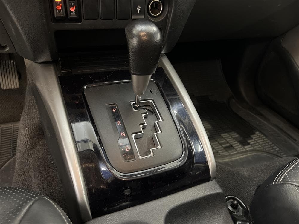 Fiat Fullback 2.4 Automat 181hk Hundkåpa Värmare Moms interiör