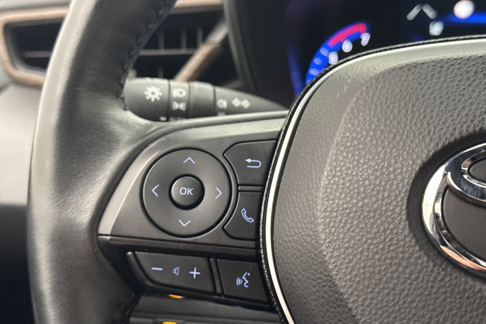 Toyota Corolla TREK Hybrid 122hk Rattvärme Kamera Adapt-fart