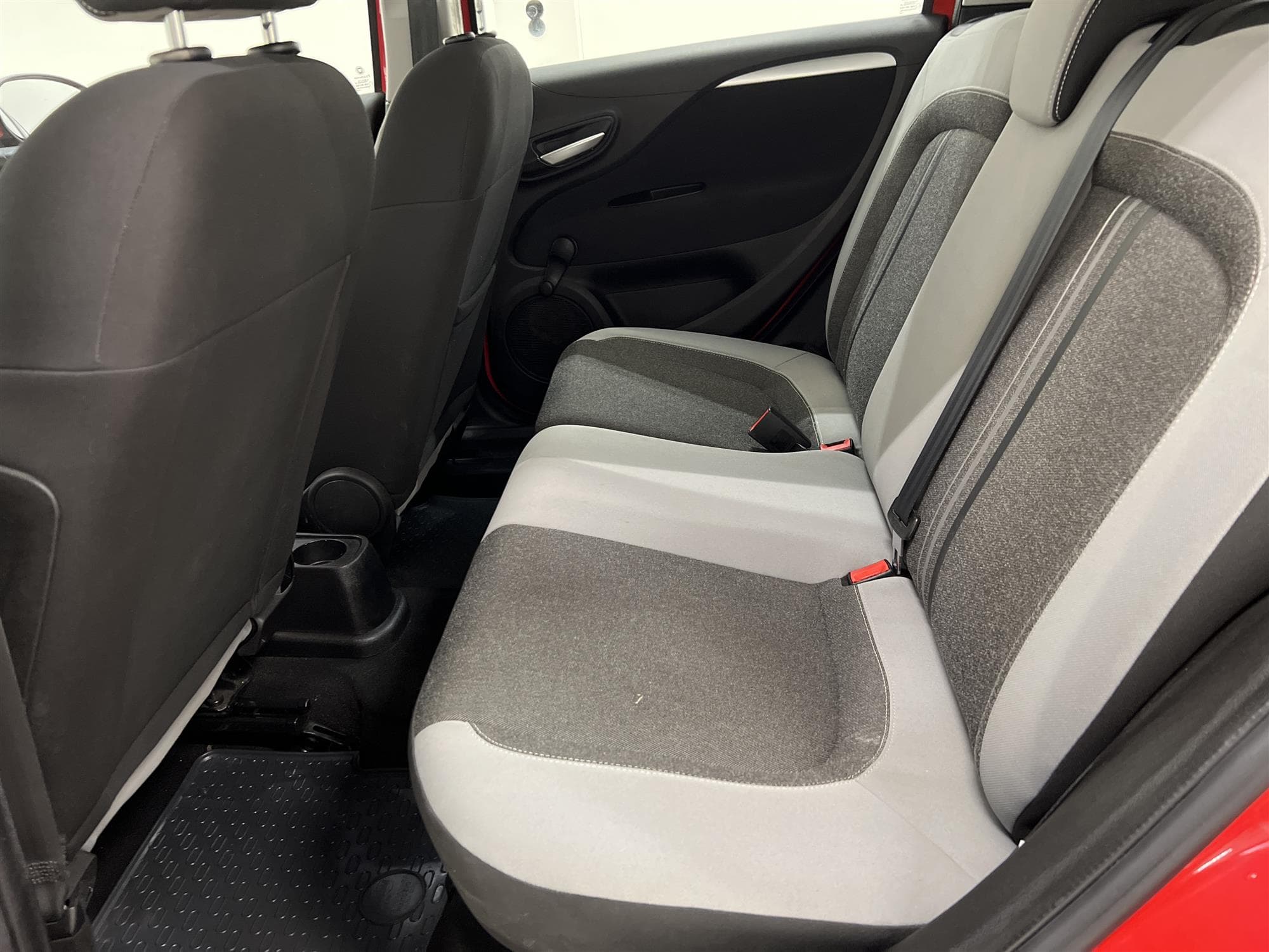 Fiat Punto 1.2 69hk Få Brukare 360kr Skatt 0,51L/mil