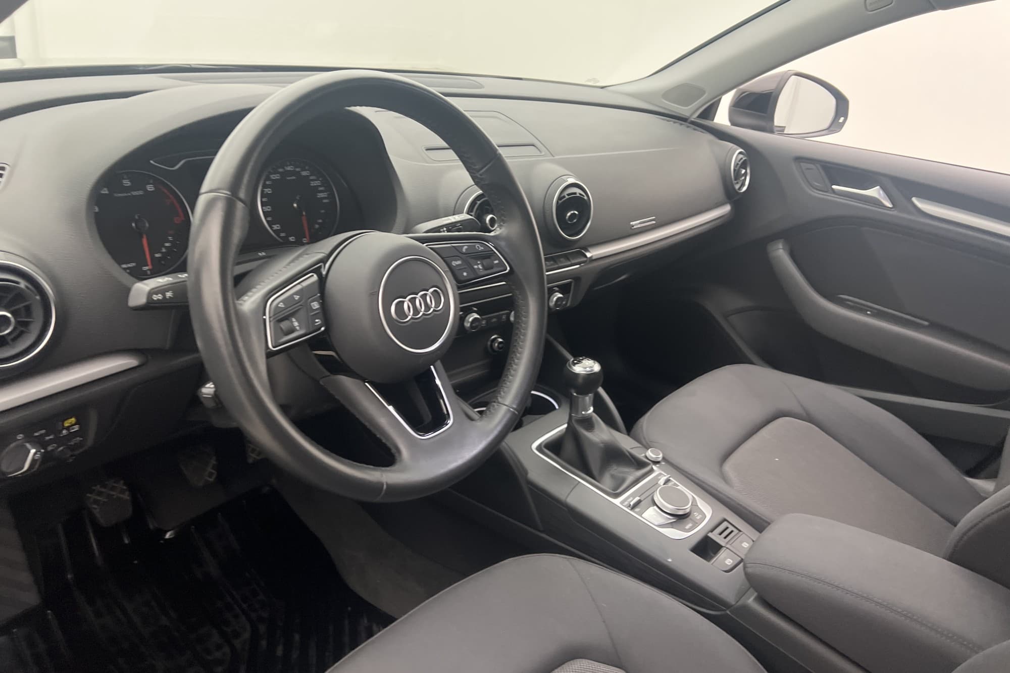 Audi A3 TFSI 150hk Proline Farthållare  Sensorer 0,50l/Mil