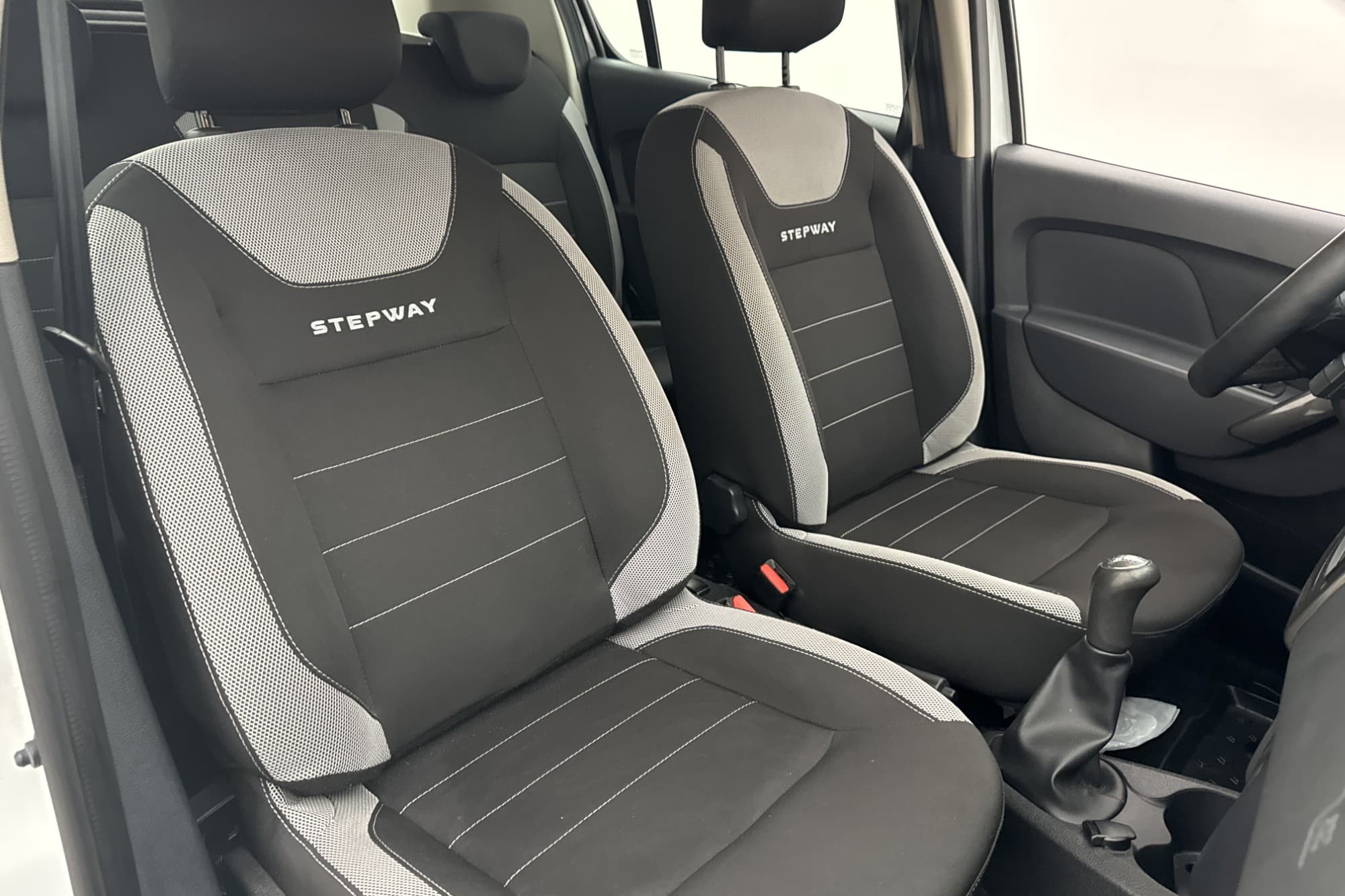 Dacia Sandero Stepway 101hk Navi Sensorer Farthåll 0,49l/mil