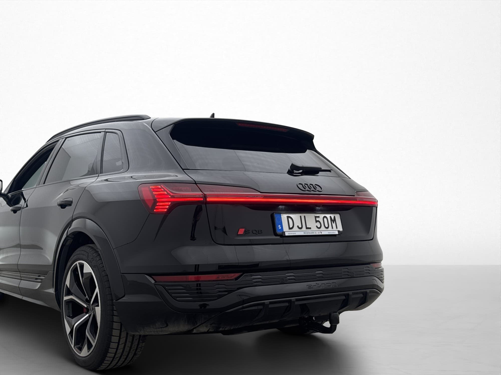 Audi SQ8 E-tron 503hk B&O Cockpit Pano Luft-Fjäd 360° MOMS