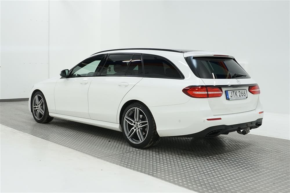 Mercedes E