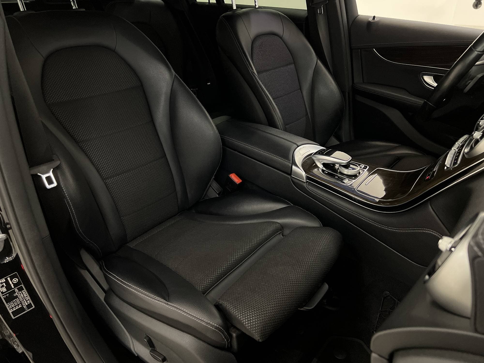 Mercedes-Benz GLC 220 d 4MATIC 9G-Tronic, 170hk, 2016interiör