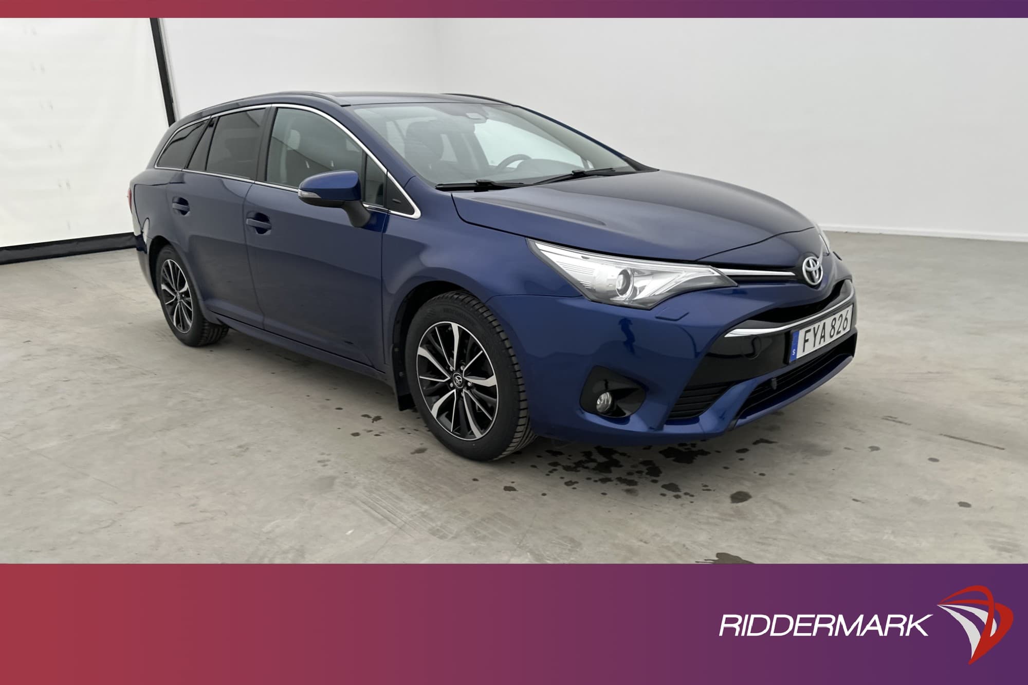 Toyota Avensis 147hk