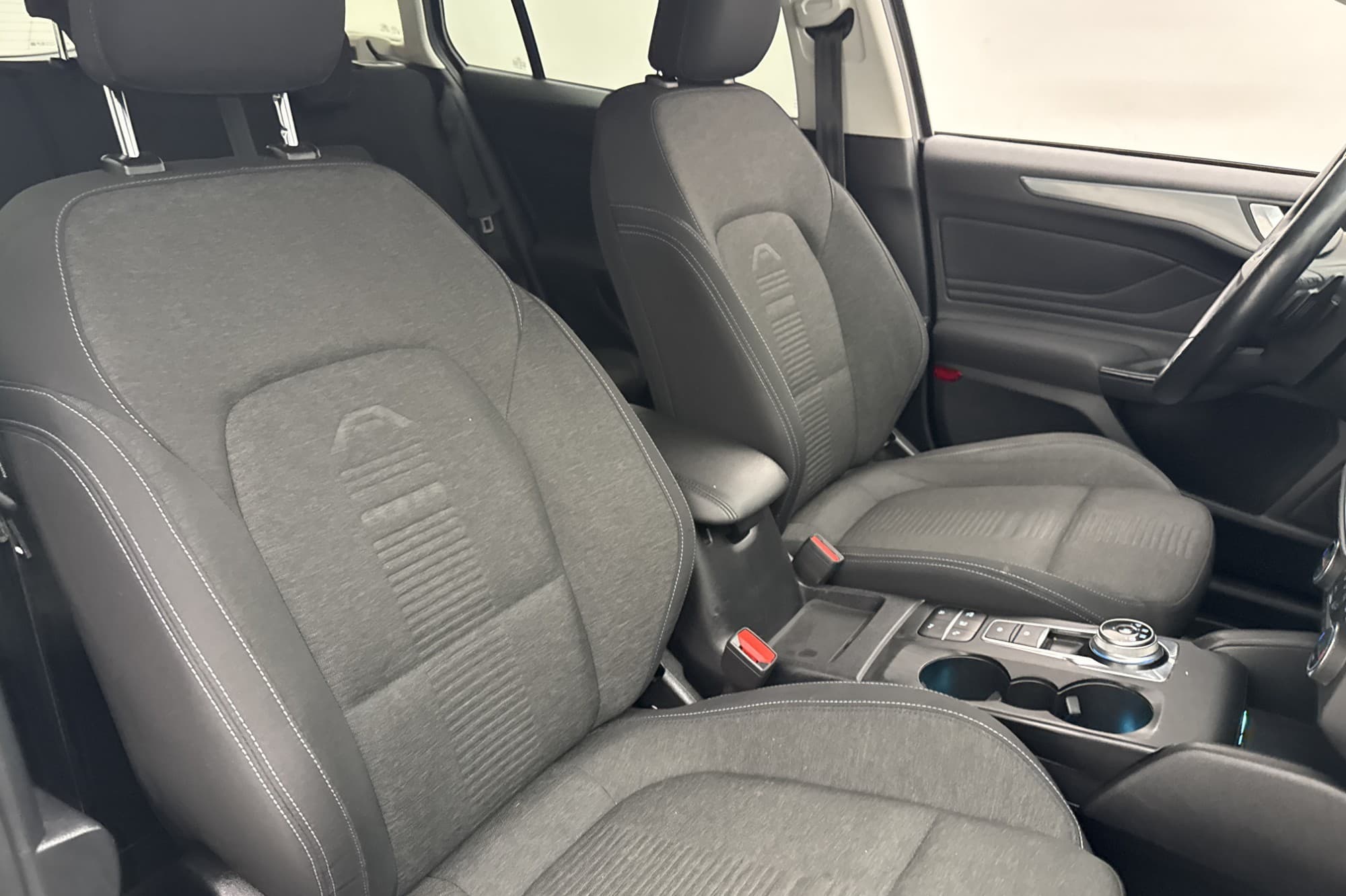 Ford Focus Active 1.0 125hk Dragkrok Kamera Rattvärme