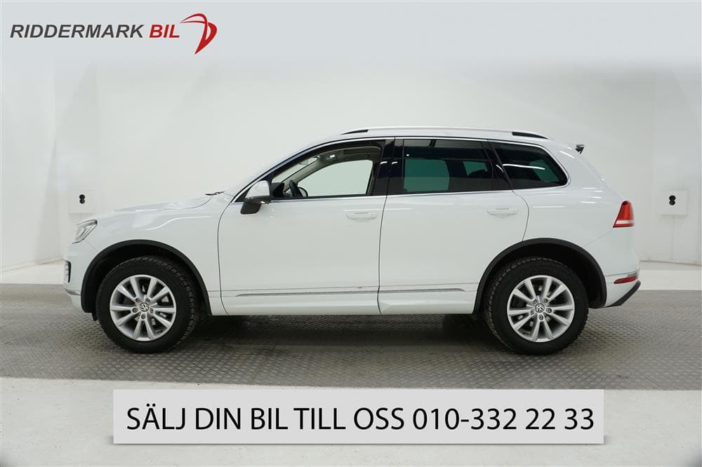 Volkswagen Touareg 3.0 TDI R-line