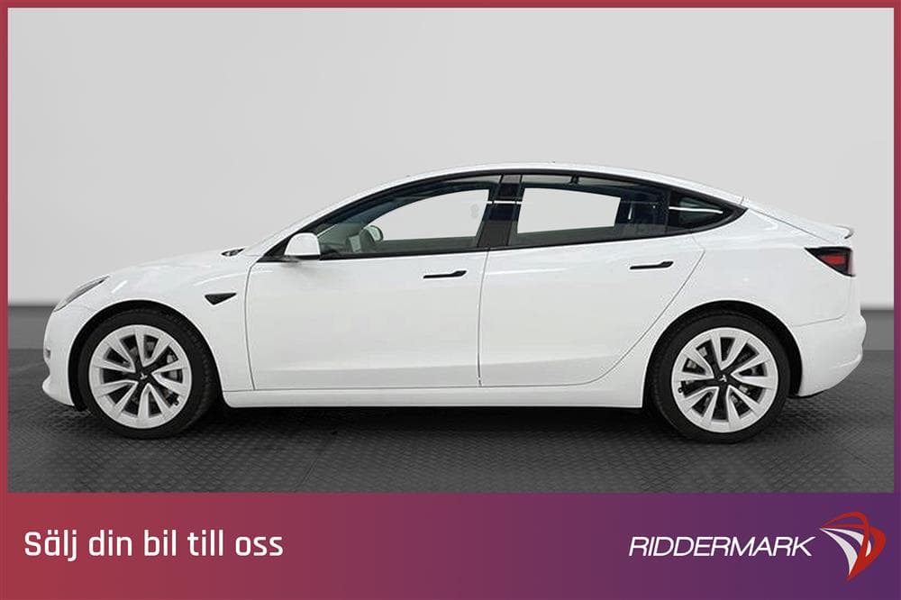 Tesla Model 3 Long Range AWD 440hk Svensksåld Premiumexteriör