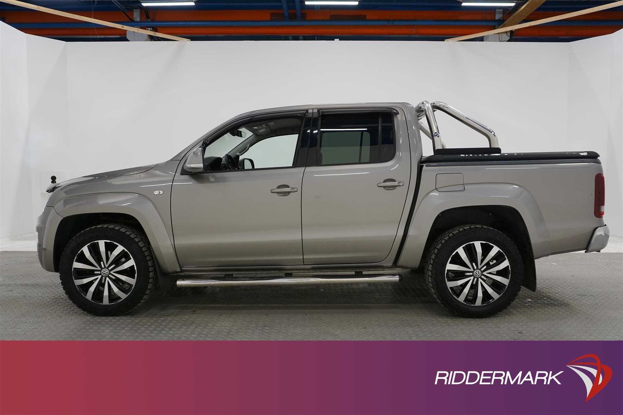 Volkswagen Amarok Aventura Automat 225hk Värmare Moms