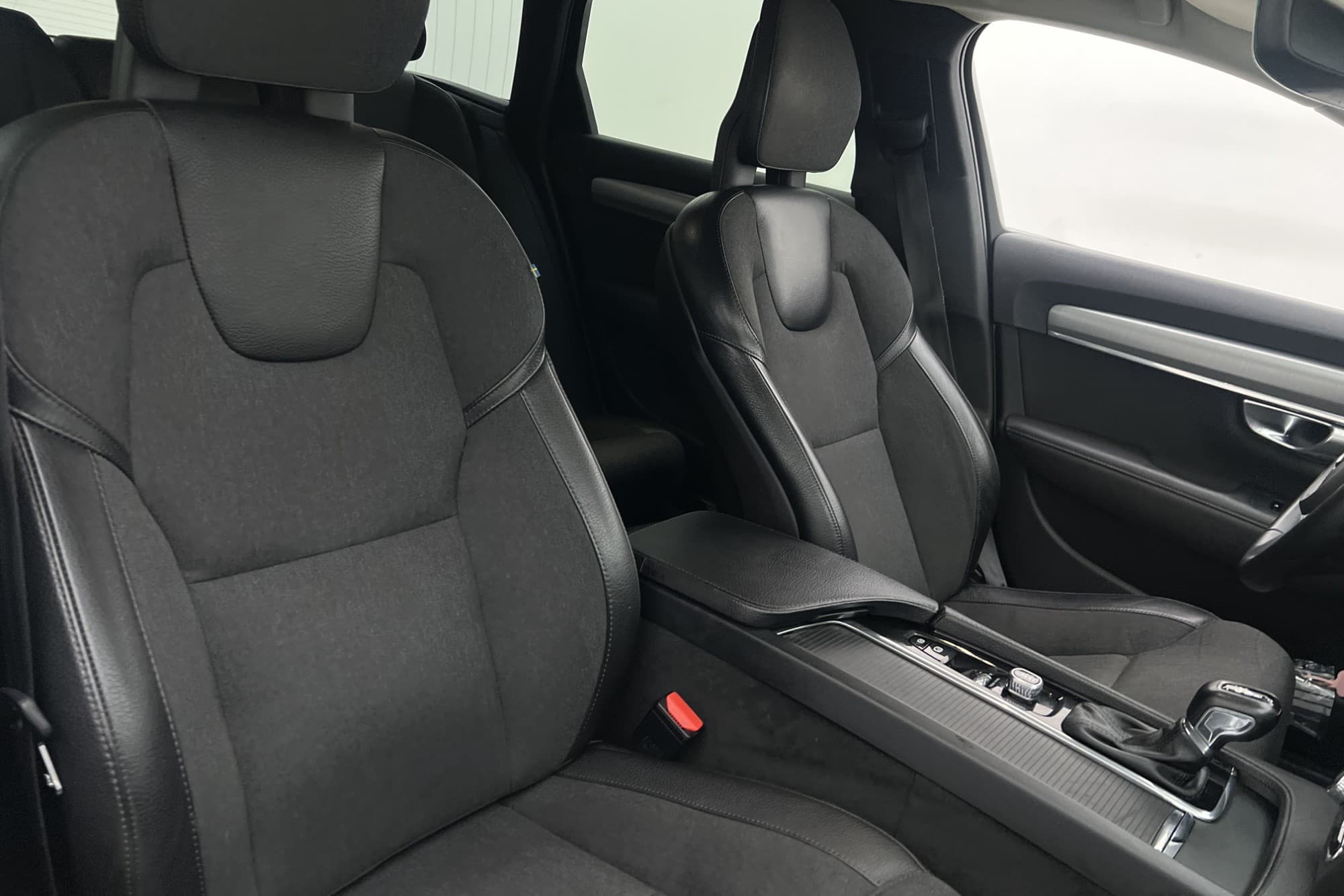 Volvo V90 D3 AWD 150hk Momentum Dragkrok P-Sensorer