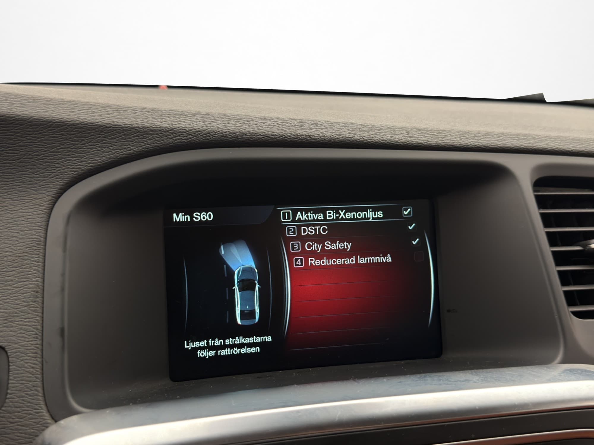 Volvo S60 D4 Momentum Värmare Skinn Farthållare Bluetooth