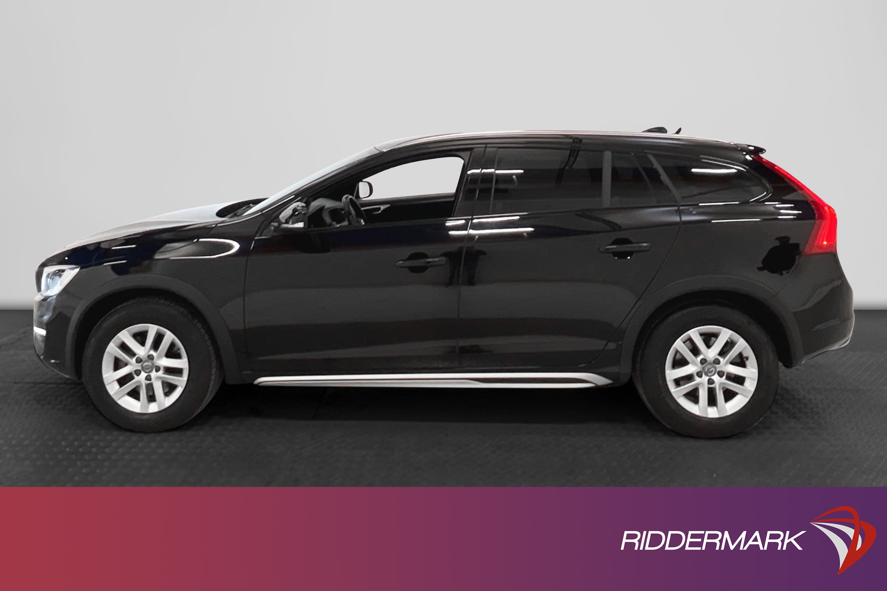 Volvo V60 Cross Country D4 220hk AWD