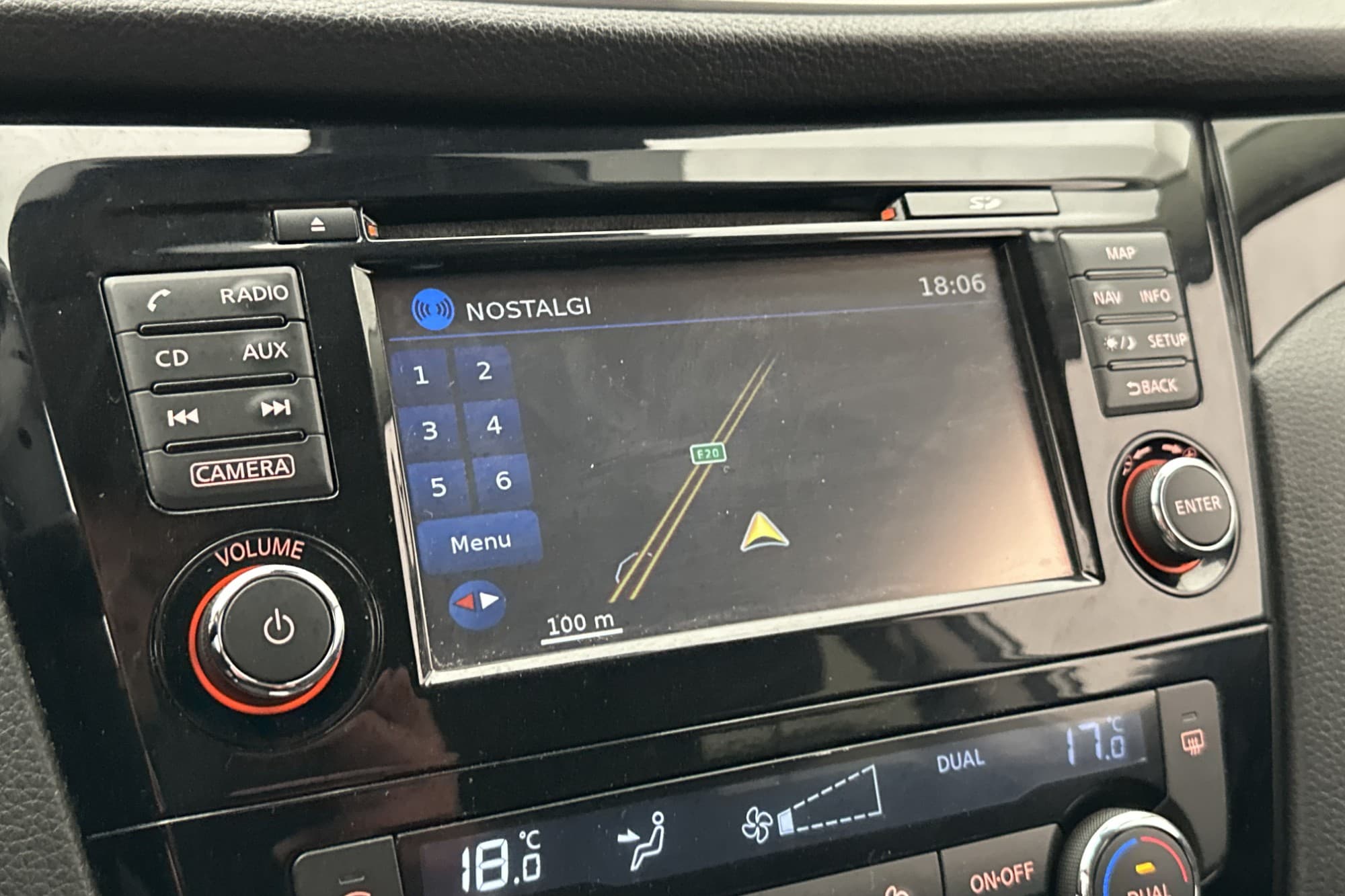 Nissan Qashqai 1.5 dCi 110hk Connecta 360° Kamera Navi 