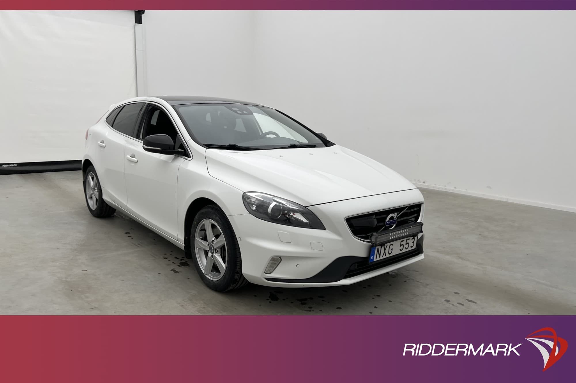 Volvo V40 D4