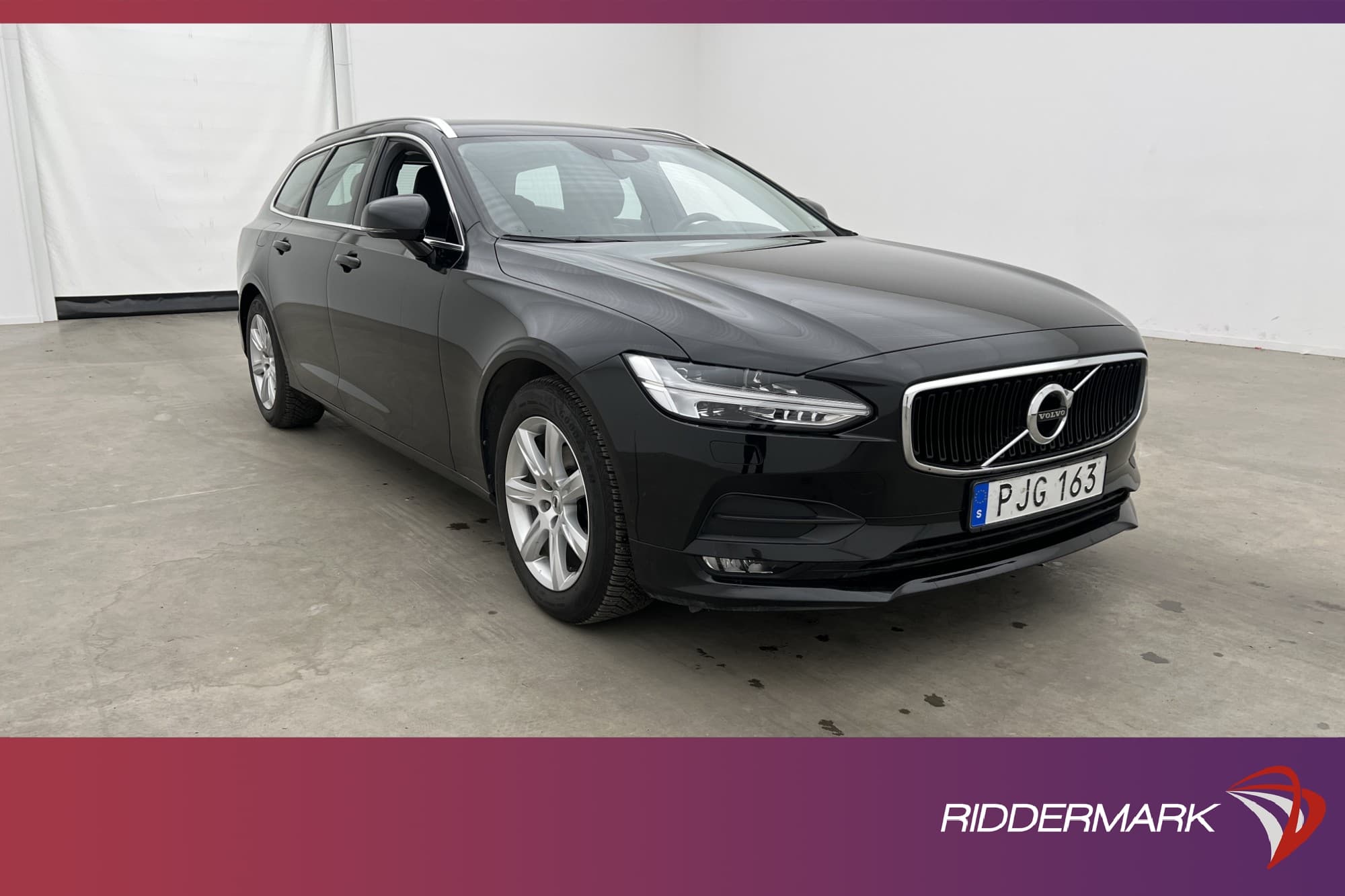 Volvo V90 D3 150hk Advanced VOC Värmare CarPlay Dragkrok