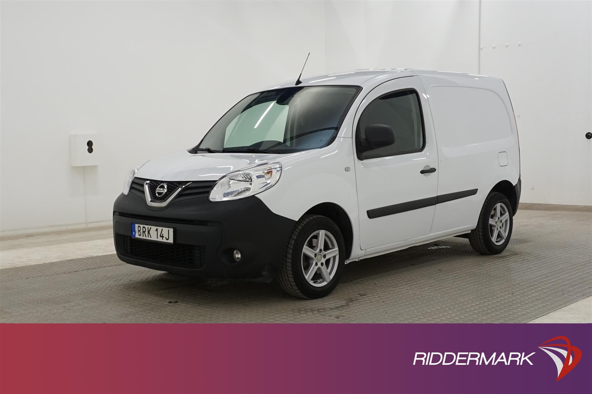 Nissan NV250 1.5dCi 3-sits Kamera Drag Moms