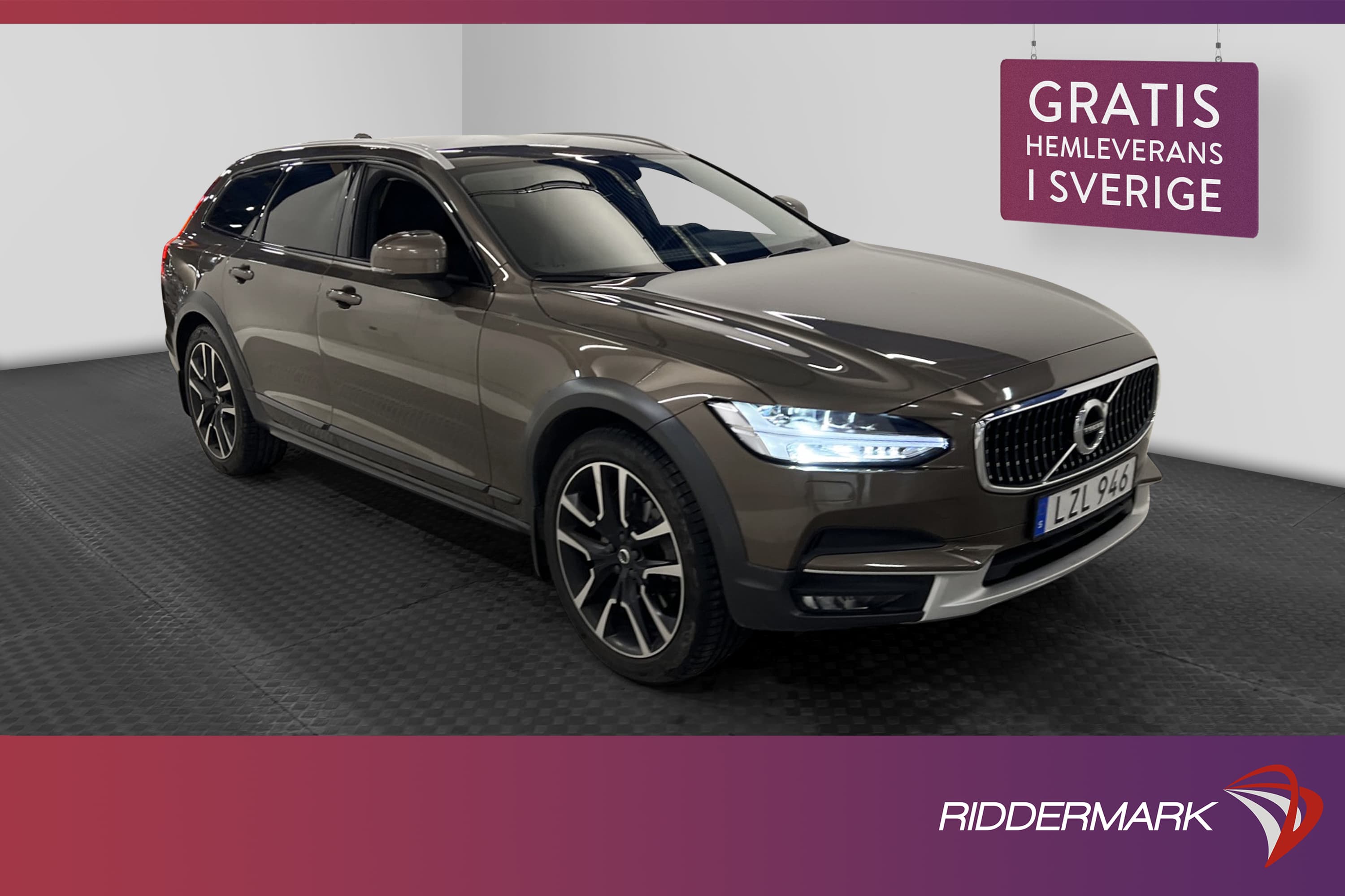 Volvo V90 Cross Country D4 AWD