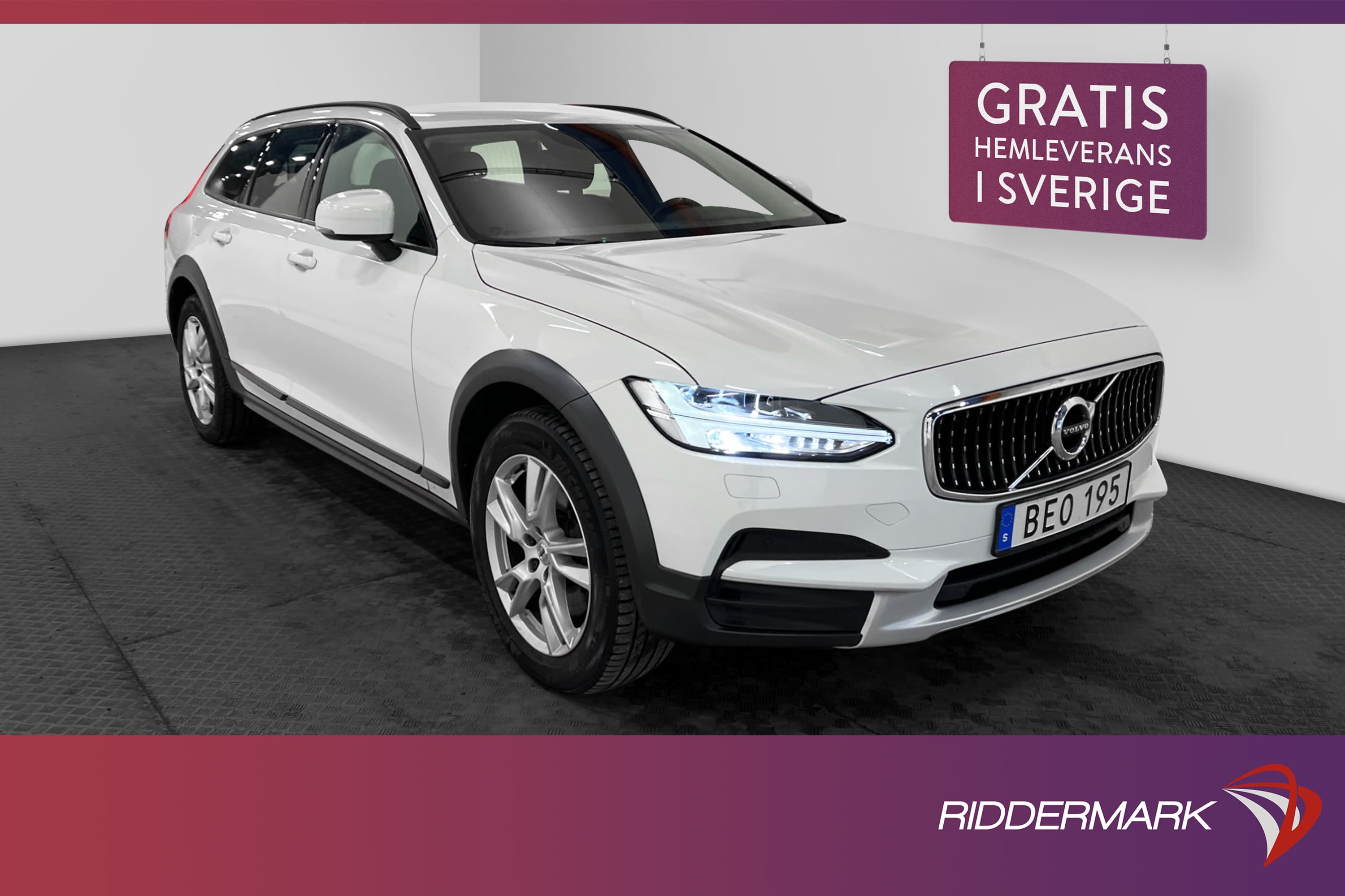 Volvo V90 Cross Country D4 AWD