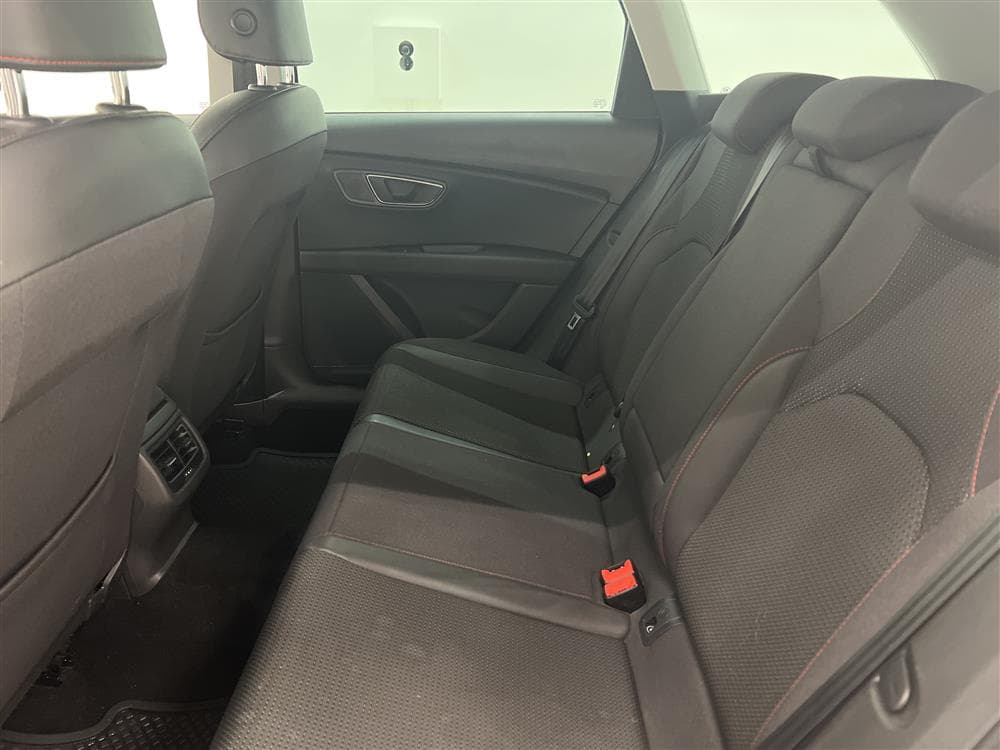SEAT Leon ST 2.0 TDI 184hk FR Dragkrok P-sensor 0.48l/milinteriör