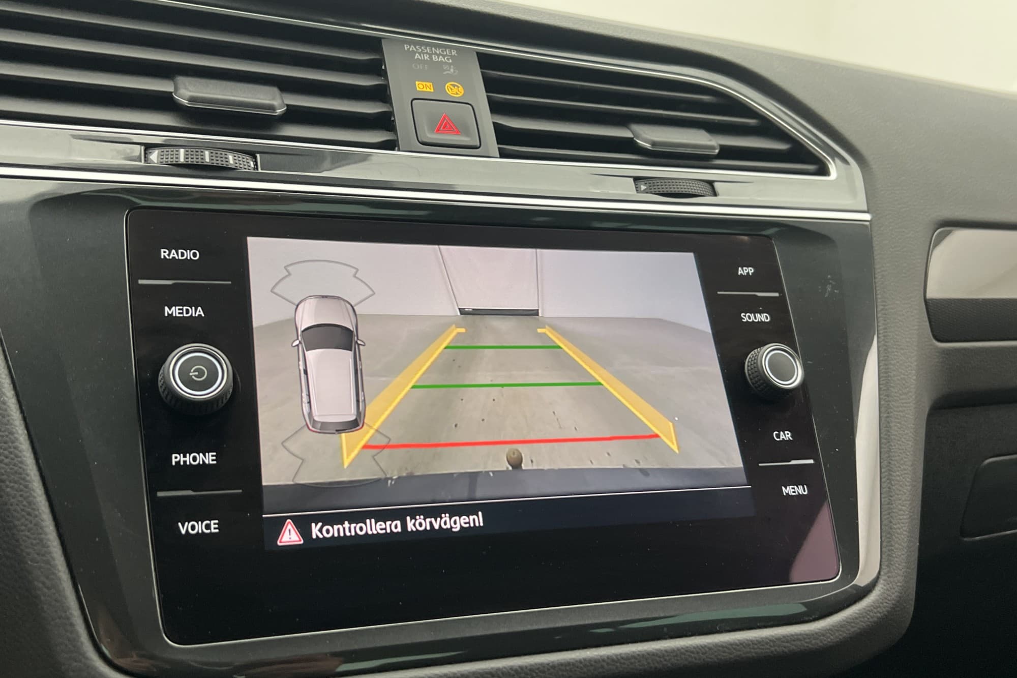 Volkswagen Tiguan 2.0 TDI 4M R-Line Cockpit D-Värmare Kamera