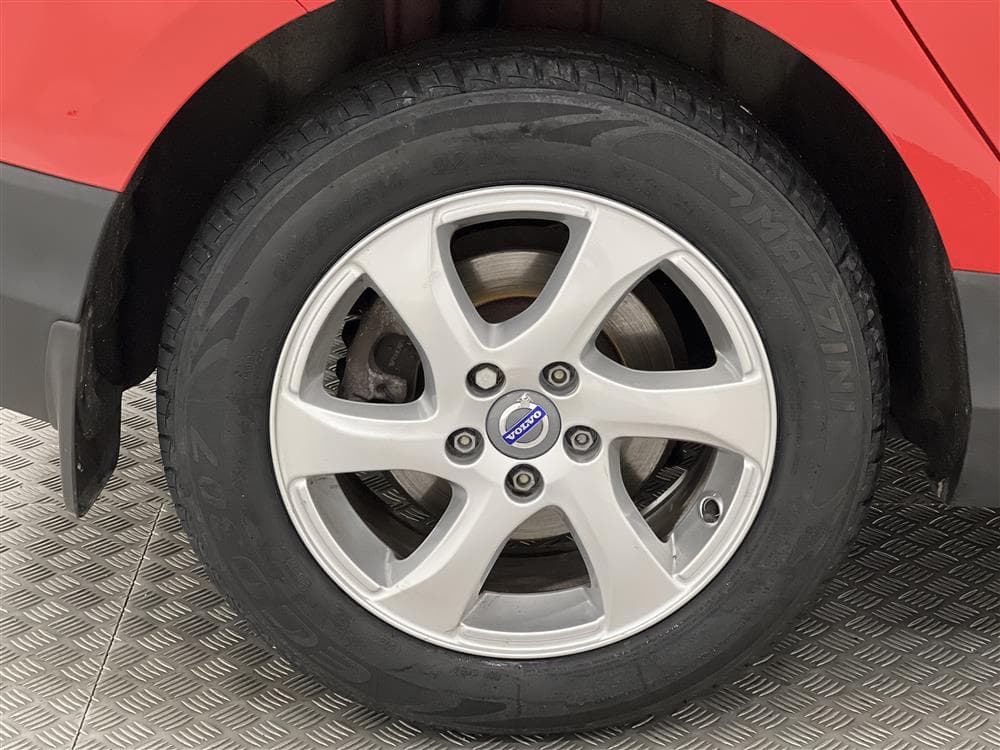 Volvo V40 T4 Cross Country AWD 190hk VOC Värmare Navi Skinn