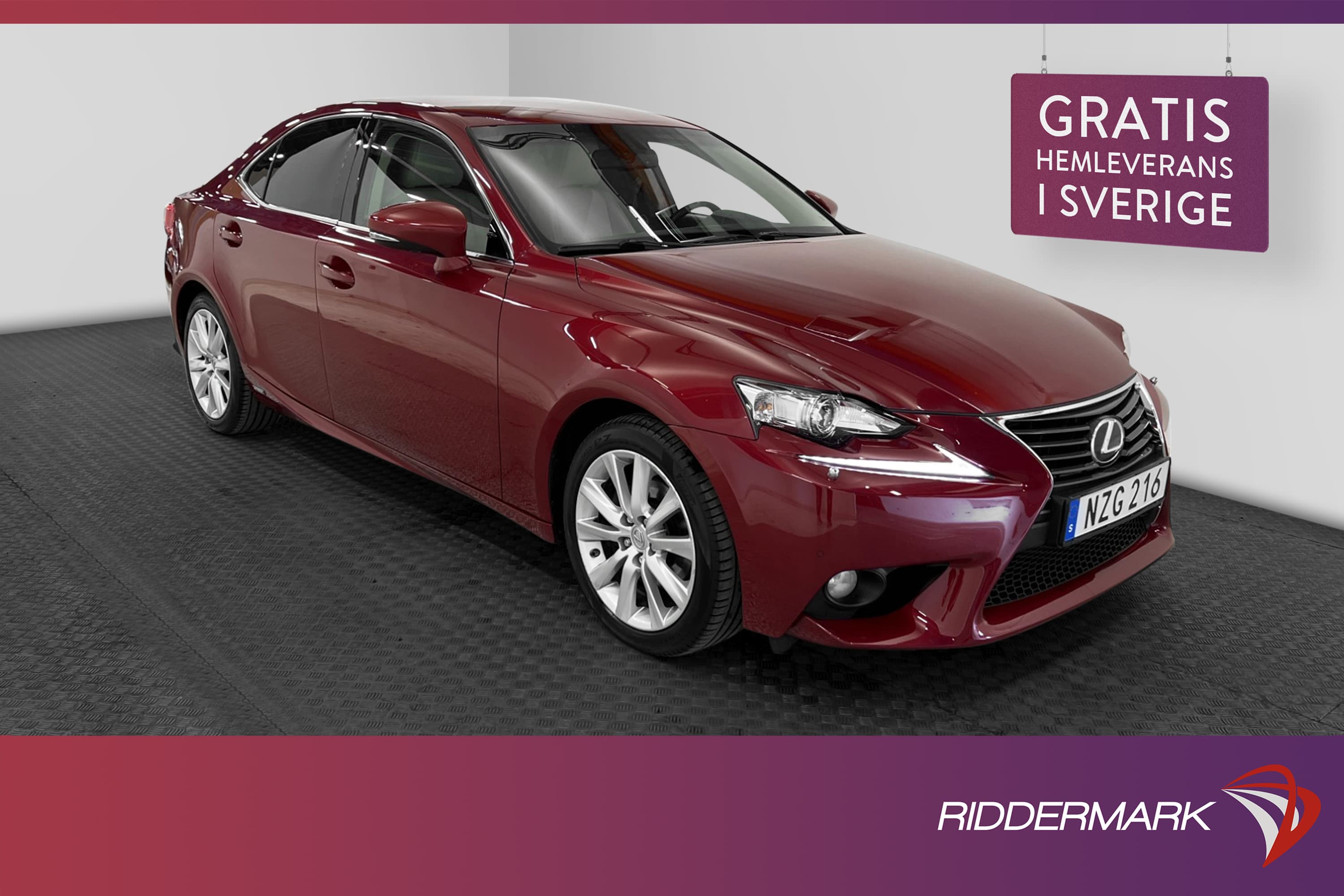 Lexus IS 300h 2.5 CVT 223hk