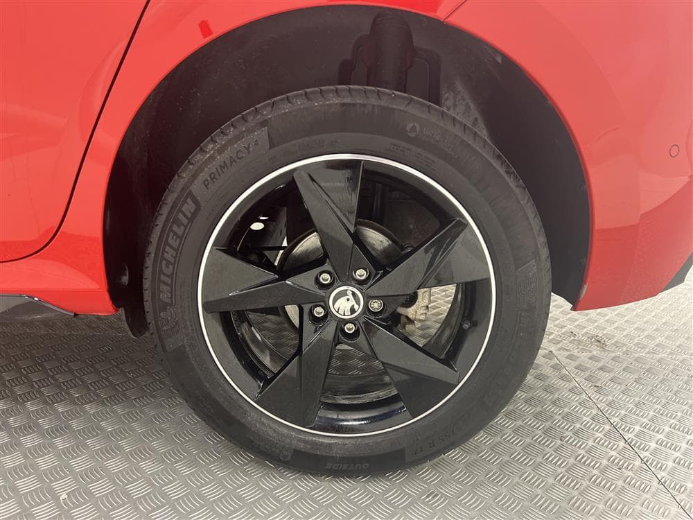 Skoda Kamiq 1.5 TSI 150hk Monte Carlo Pano Navi Cockpitinteriör