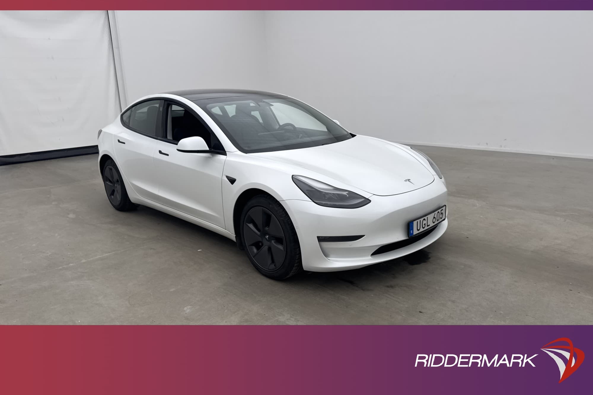 Tesla Model 3 Long Range AWD Dragkrok Svensksåld AP