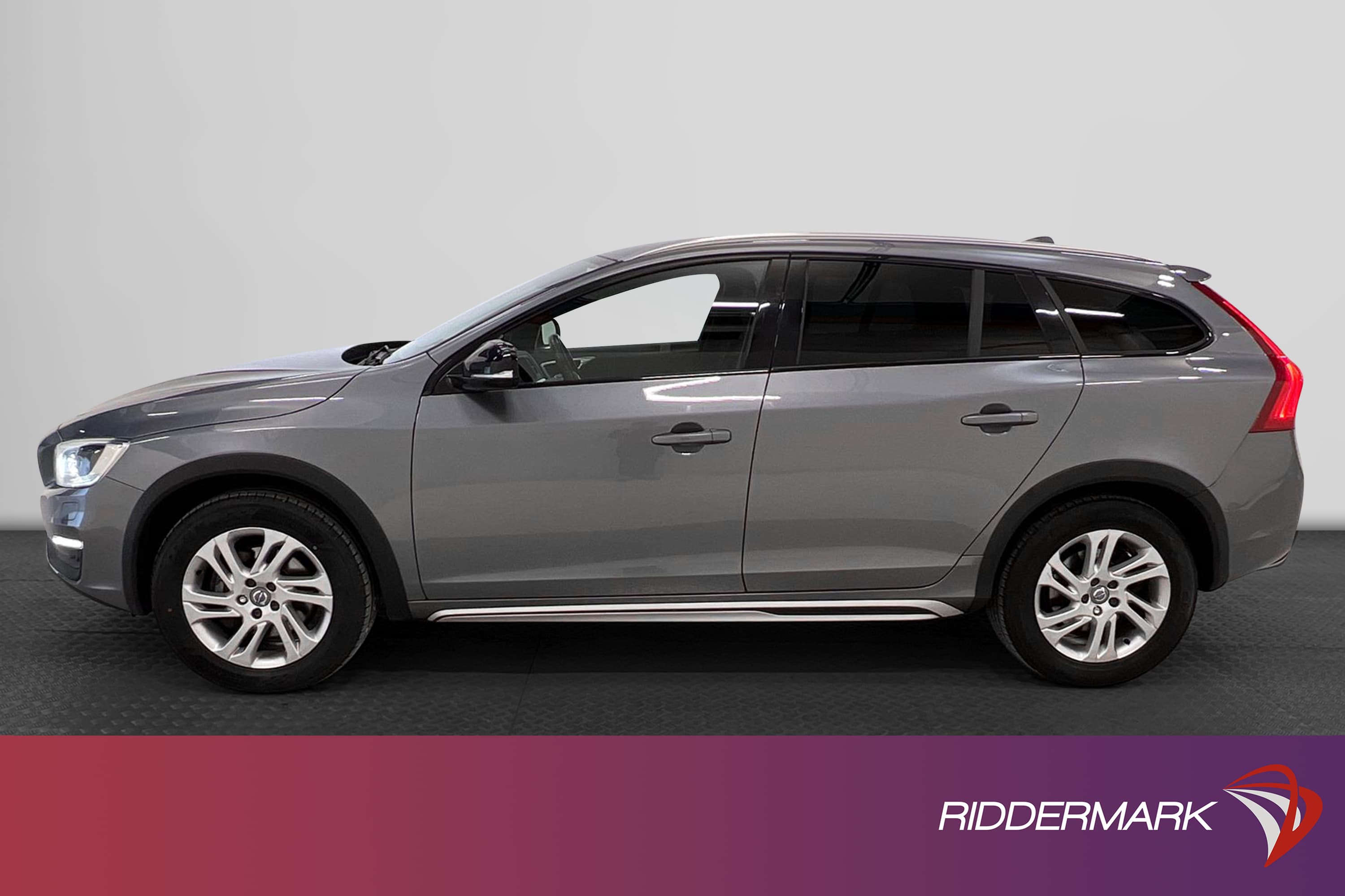 Volvo V60 Cross Country D4 190hk Voc D-Värm Drag BLIS PDC