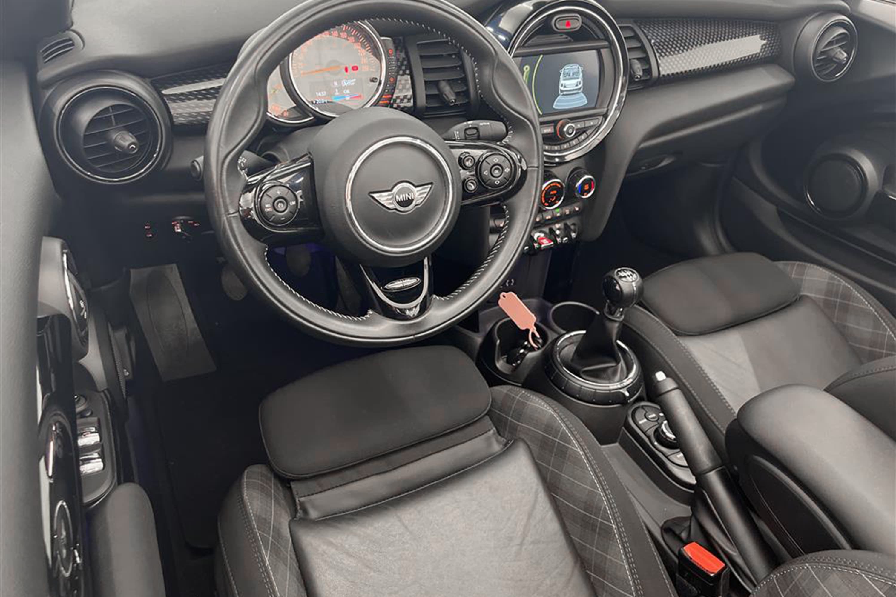 MINI Cooper S Cab 192hk Automat Chili P-sensor 0,6l/milinteriör