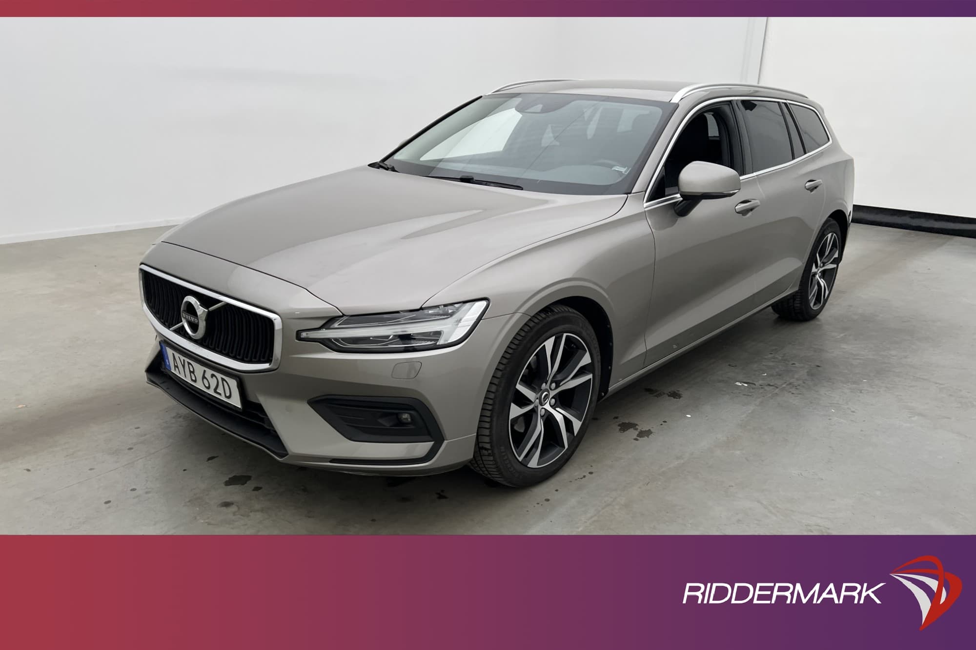 Volvo V60 B4