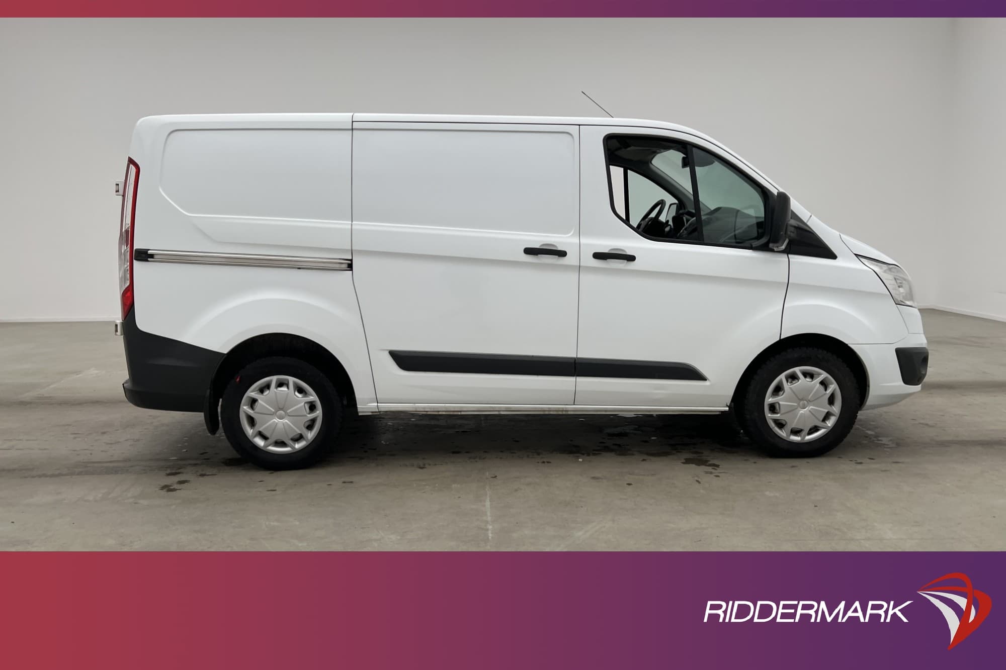 Ford Transit Custom 2.0TDCi Ny-Kamrem Värm Drag 2xDörr Moms